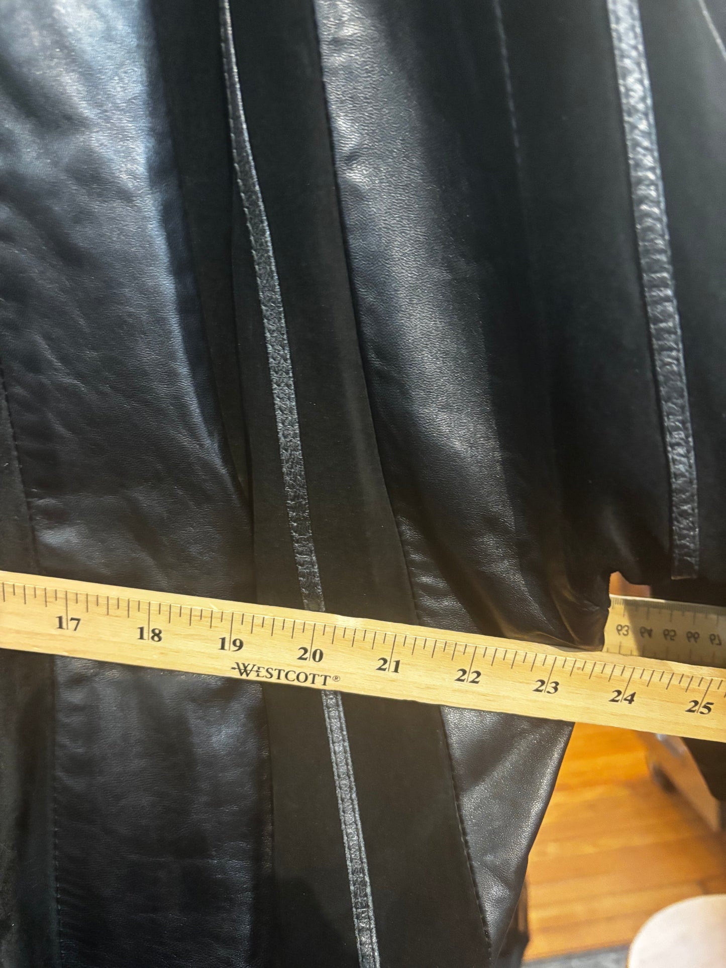 AS IS size 14 black leather and suede VINTAGE Andre Creation jacket