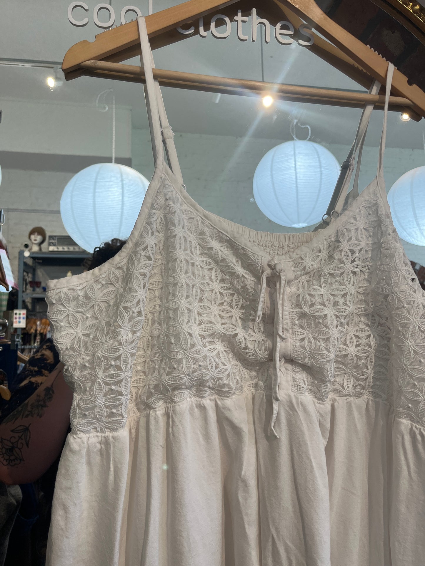 size 24 white cotton embroidery Michael Studio dress - tank