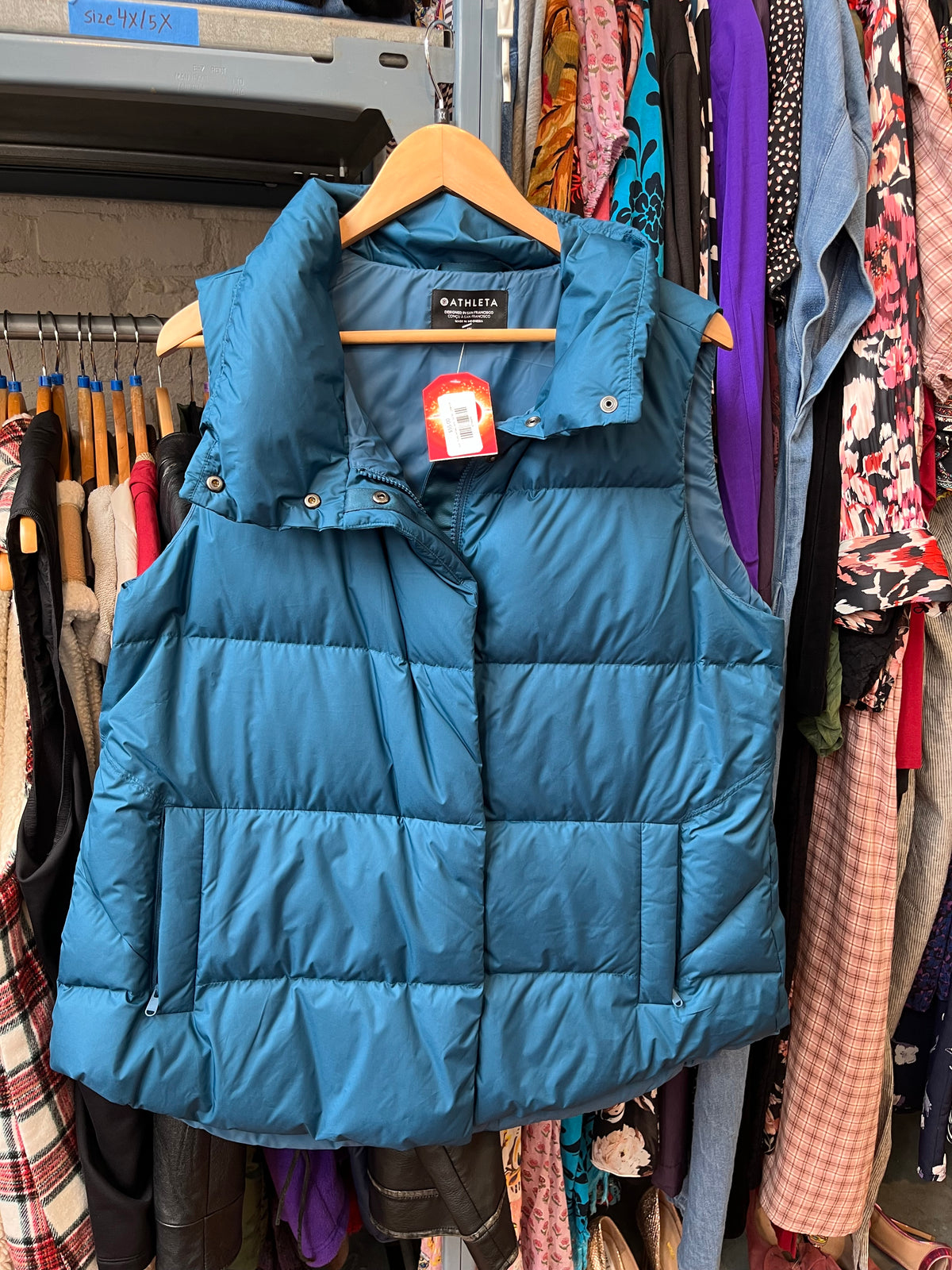 size 1X teal  Athleta vest - puffer