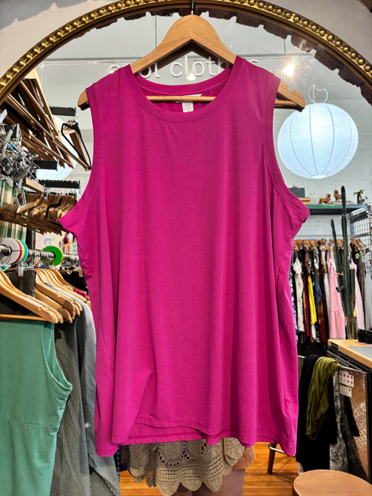 size 1X fuschia Athleta tank