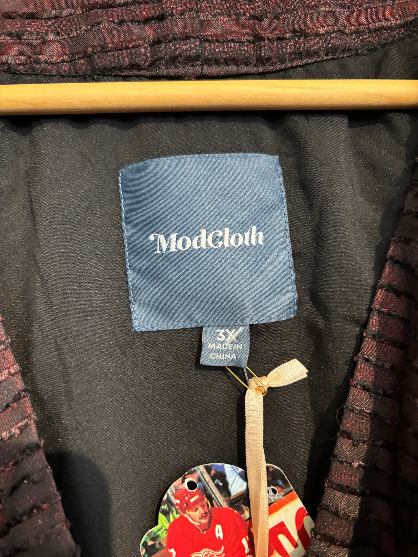 Mod cloth red shiny size 3x wrap dress