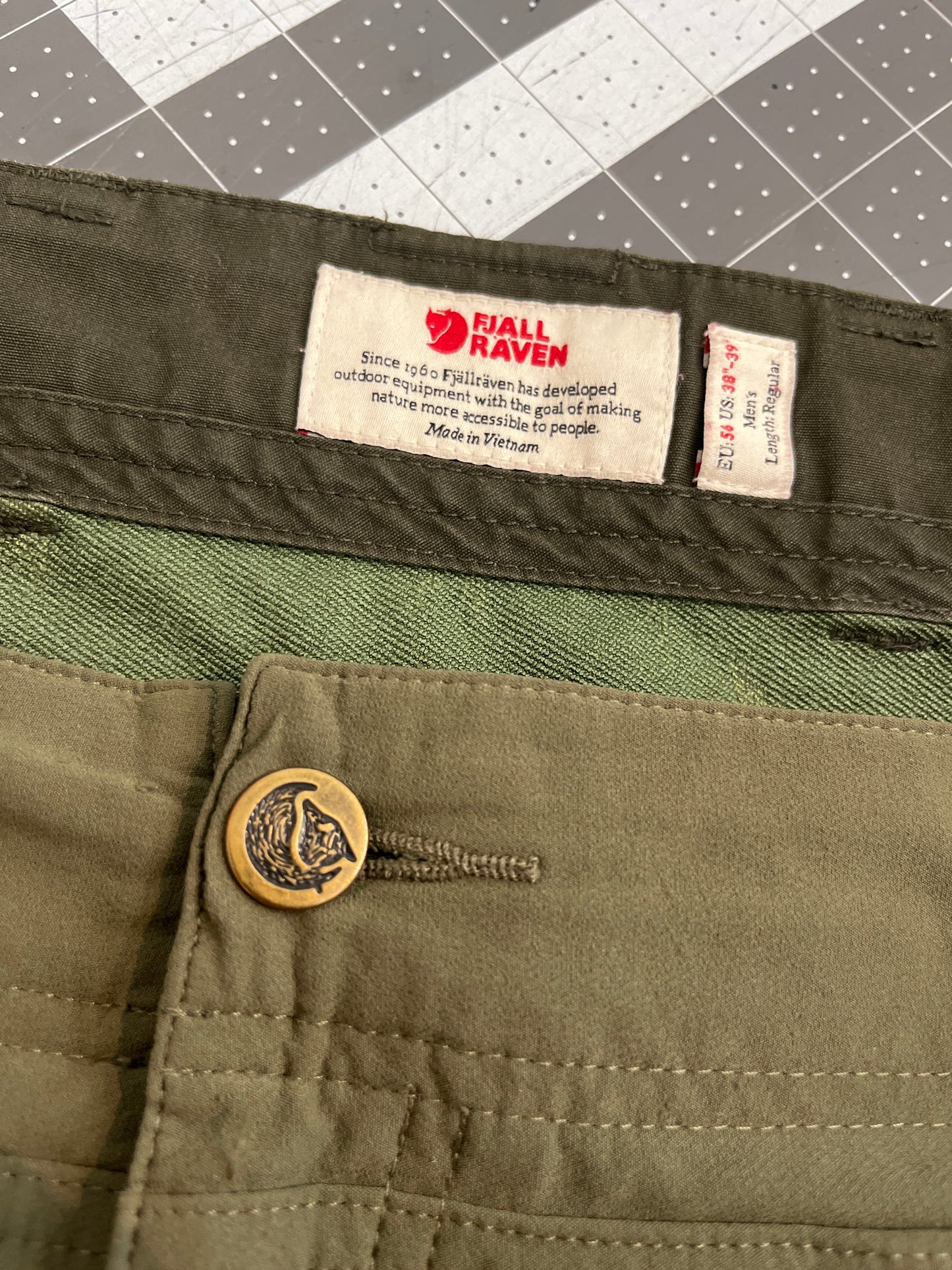 AS IS size 38-39 green green cotton Fjall Raven pants