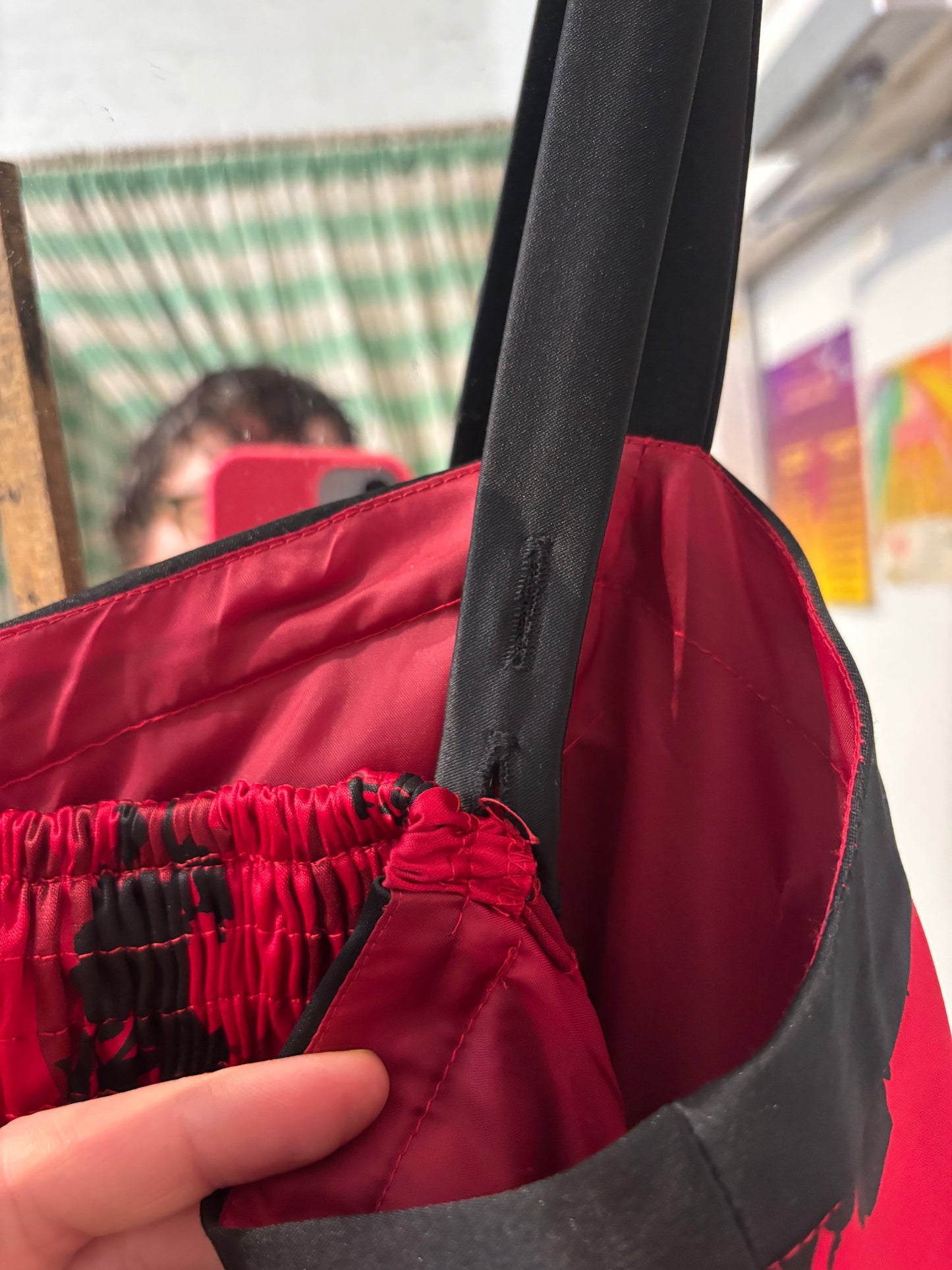 size 18 red and black satin R&K woman dress - cocktail