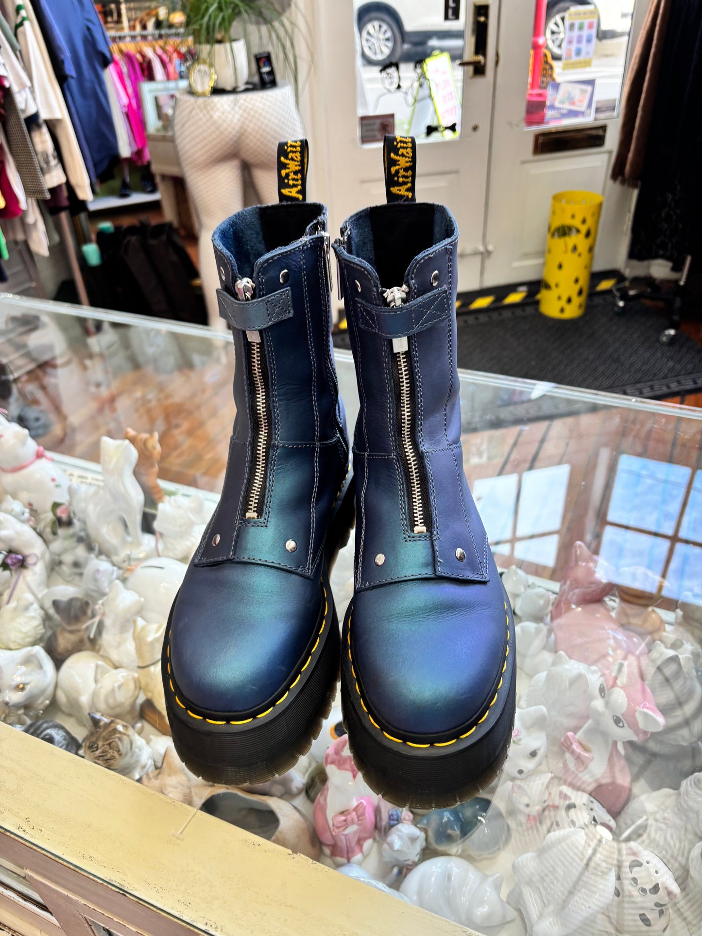 size 41 Jetta metallic blue Doc Martens docs - platforms