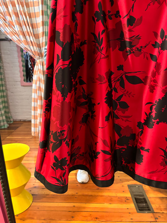 size 18 red and black satin R&K woman dress - cocktail