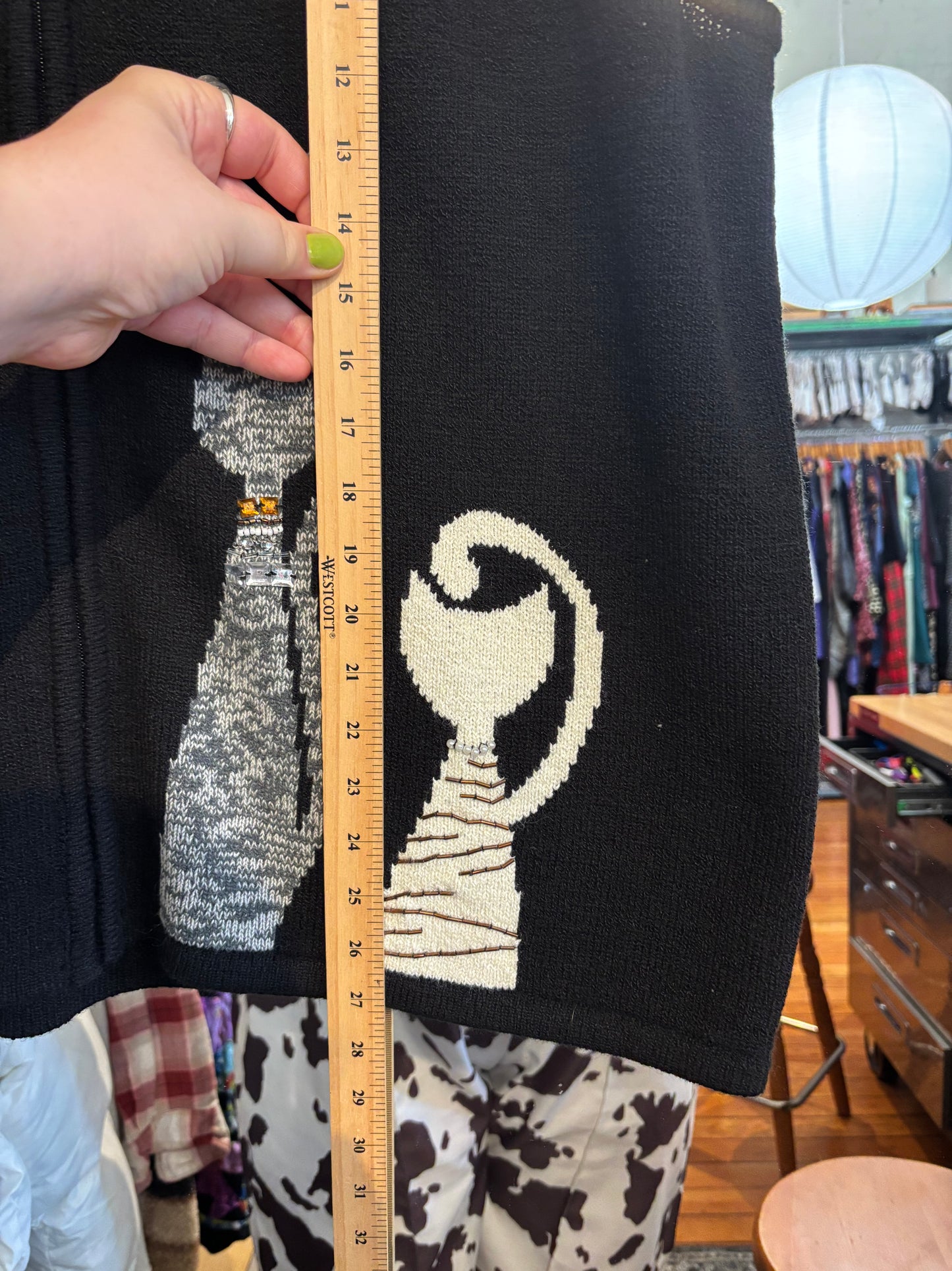 size XL vintage Alia cat vest