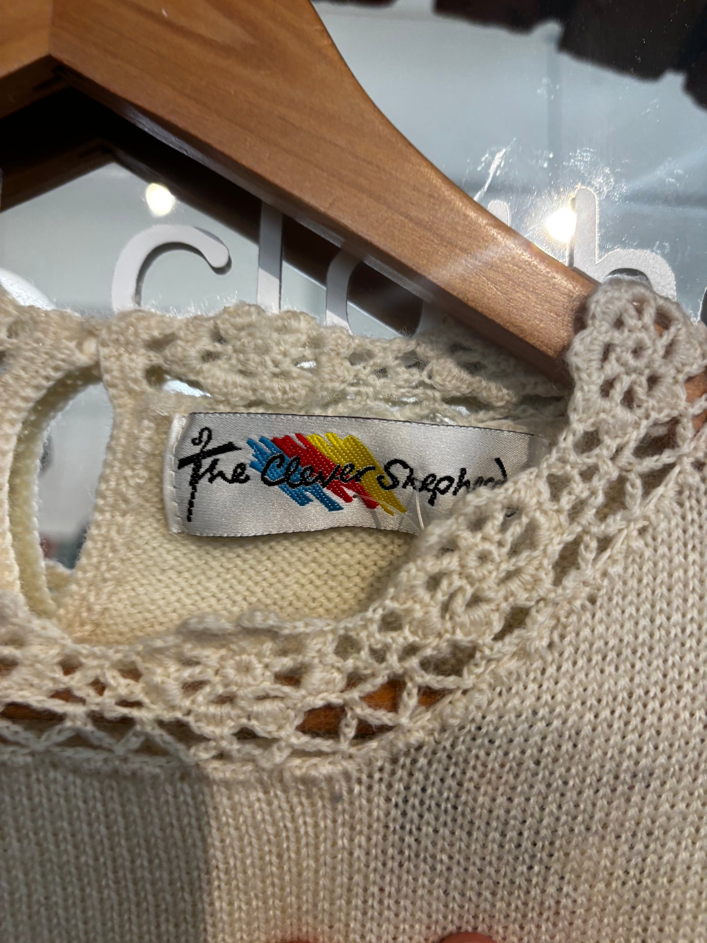 Size XXL cream floral embroidered The Clever Shepard sweater