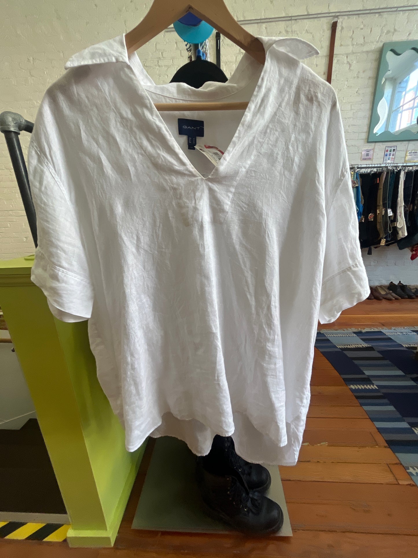 size flex white linen GANT top - polo