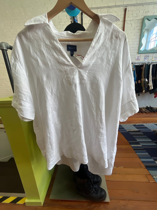 size flex white linen GANT top - polo