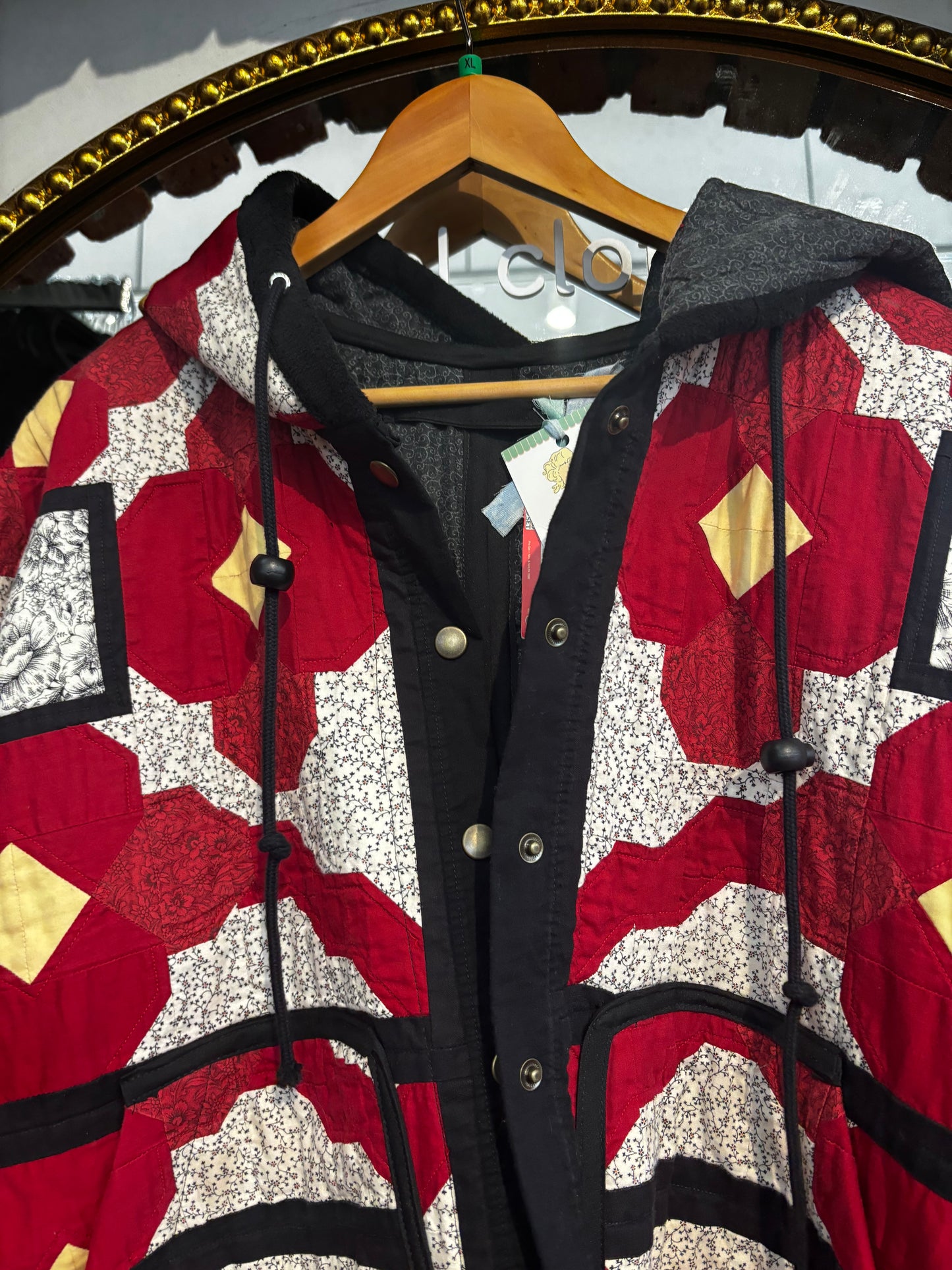 size XL quilted jacket by Woodbrick - vintage poppy coat with hood and drawstring