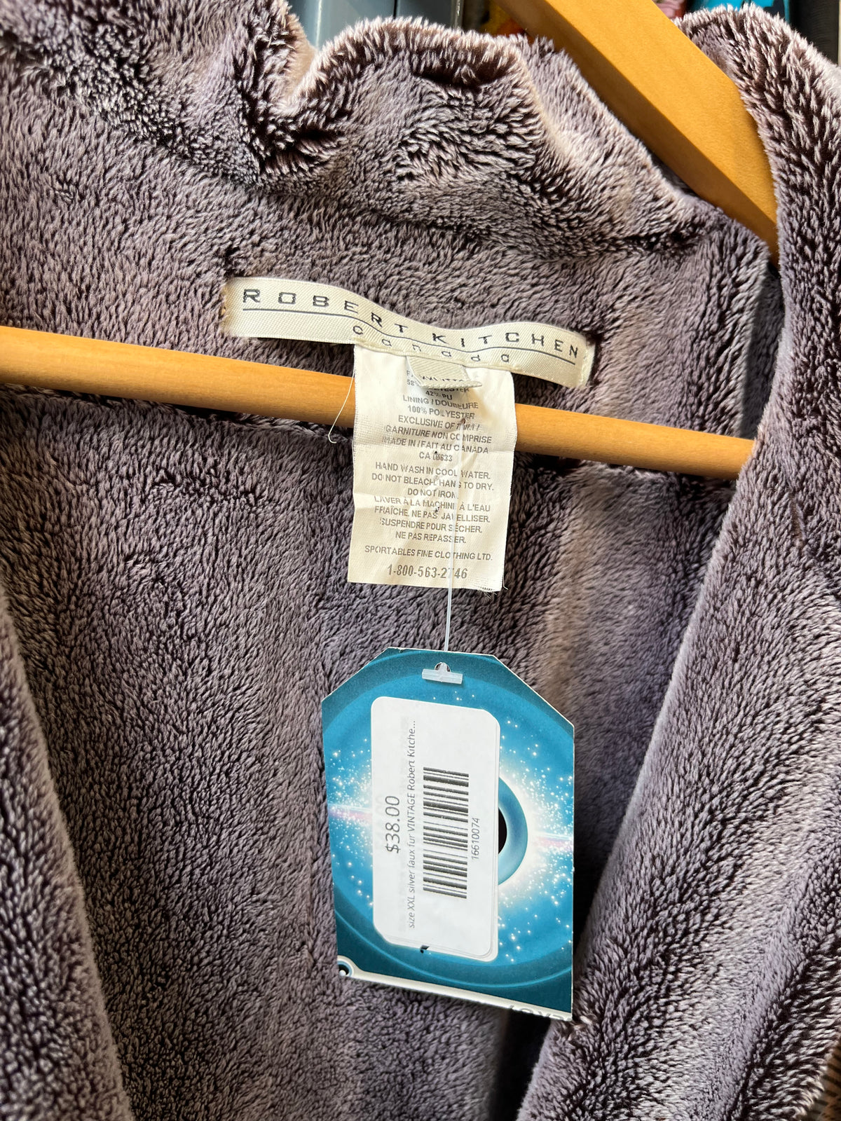 size XXL silver faux fur VINTAGE Robert Kitchen vest - zip up