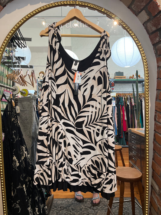 size 3X beige and black Tribal Jeans dress - tank