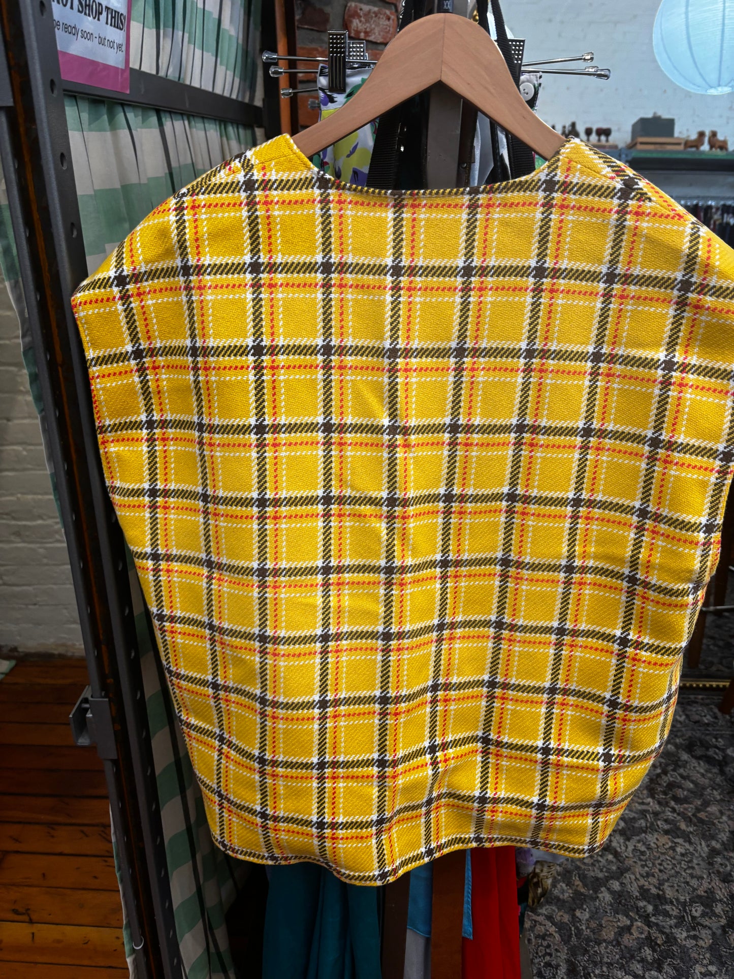 size flex yellow brown plaid vest - vintage