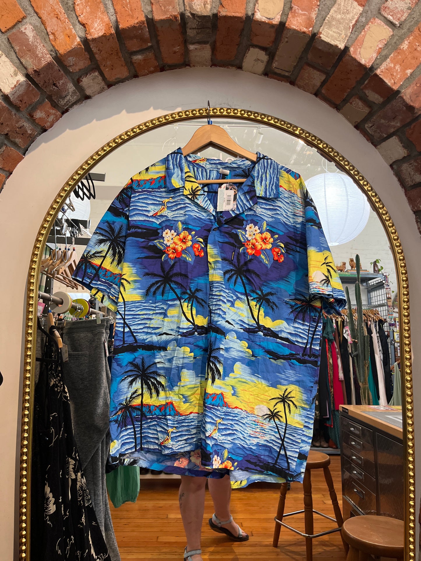 size 2XL blue landscape scenes VINTAGE Palmwave top - button up