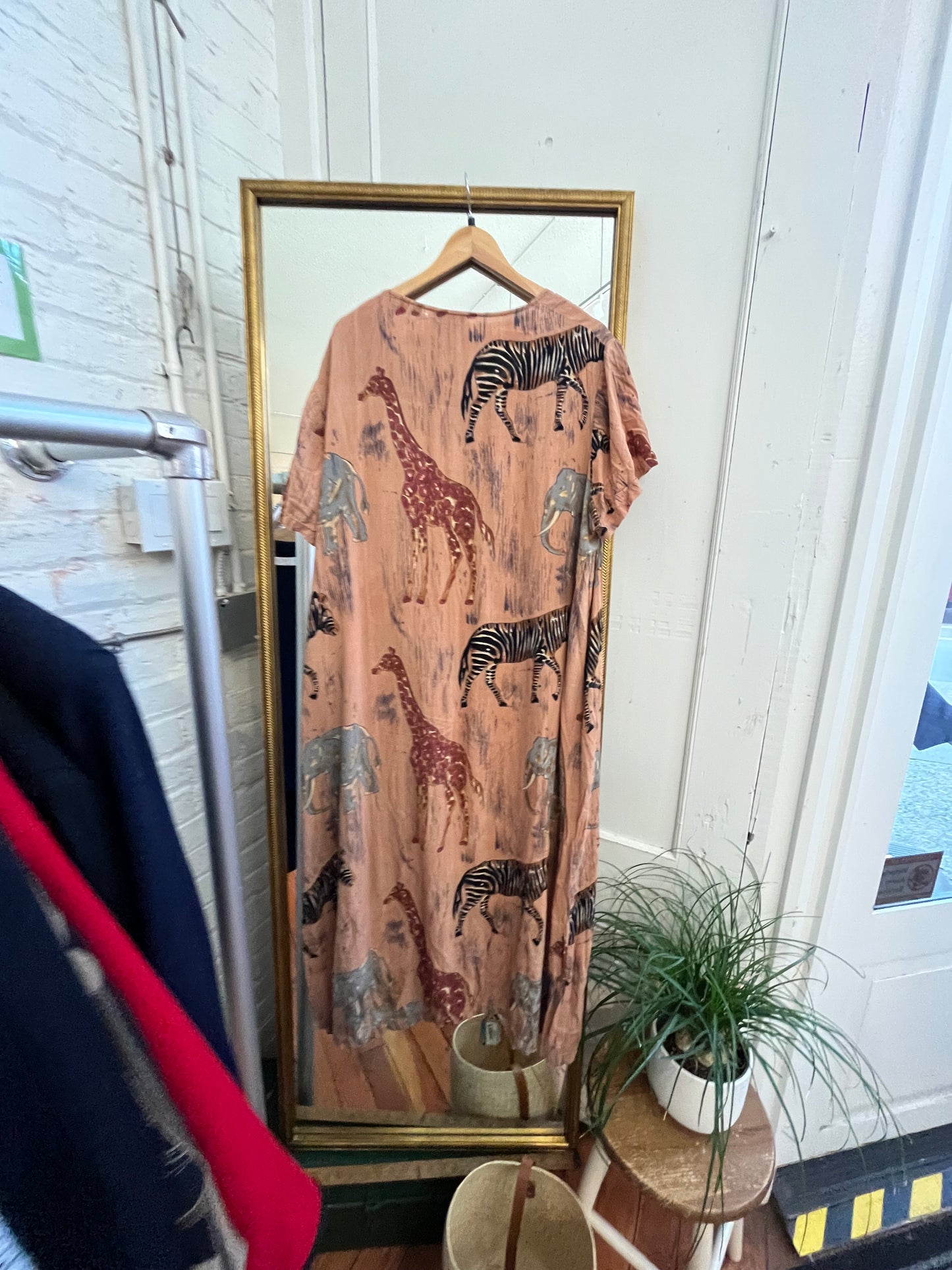 Vintage Rayon Safari Dress abalone buttons up one side Size 20
