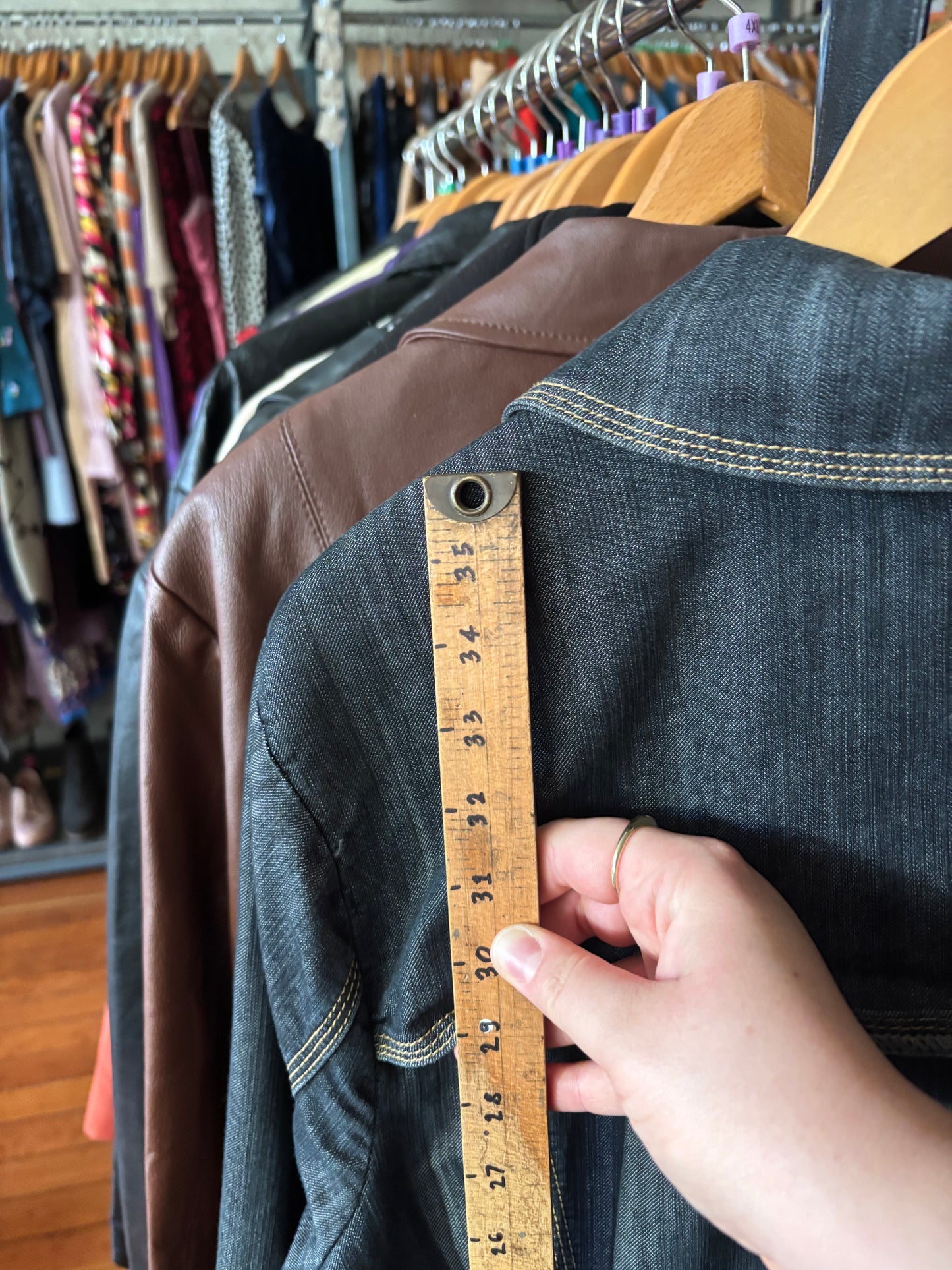 vintage size 26/28 Venezia denim trench
