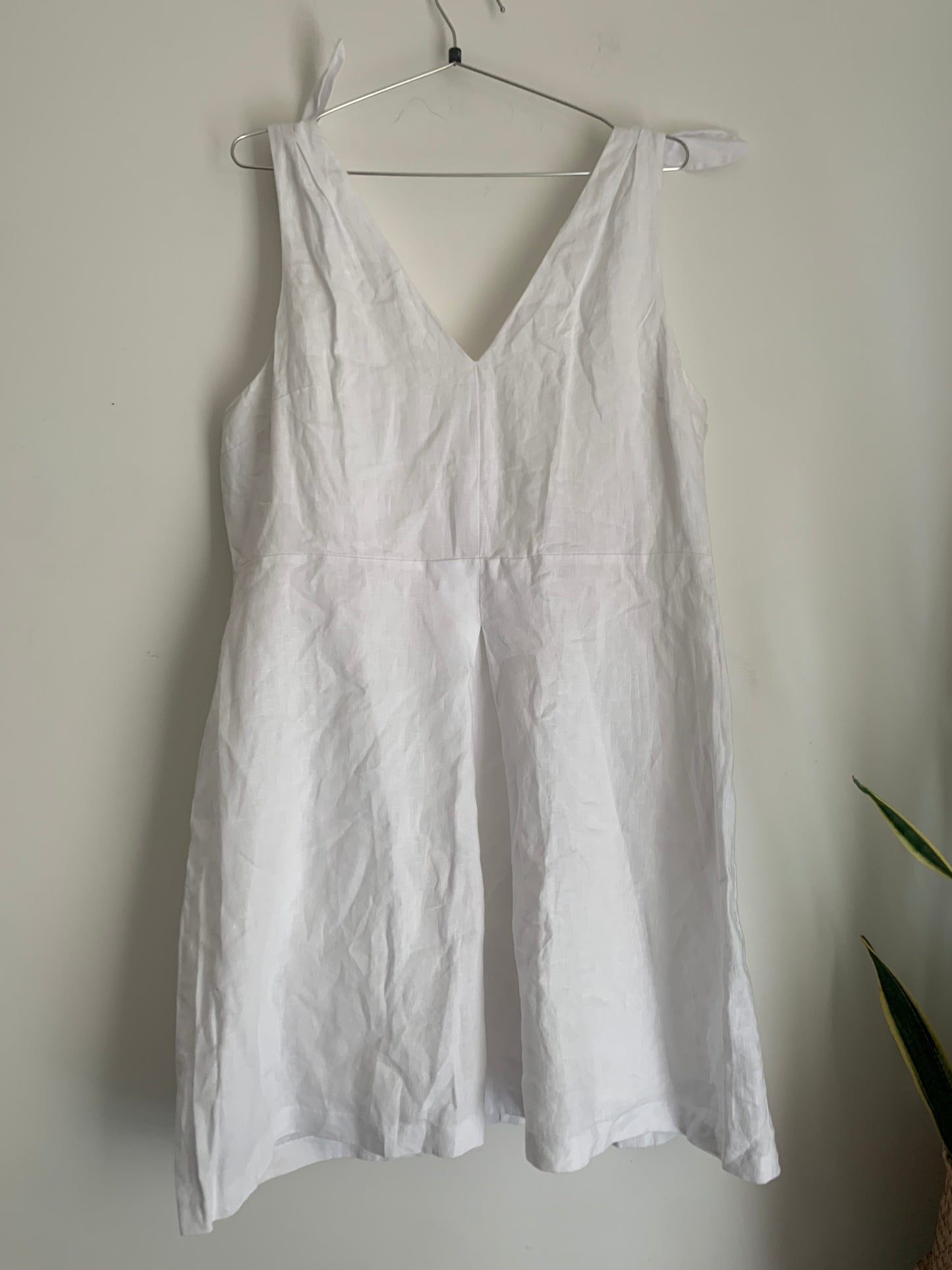 Size 18 White Linen/Cotton Gap Dress