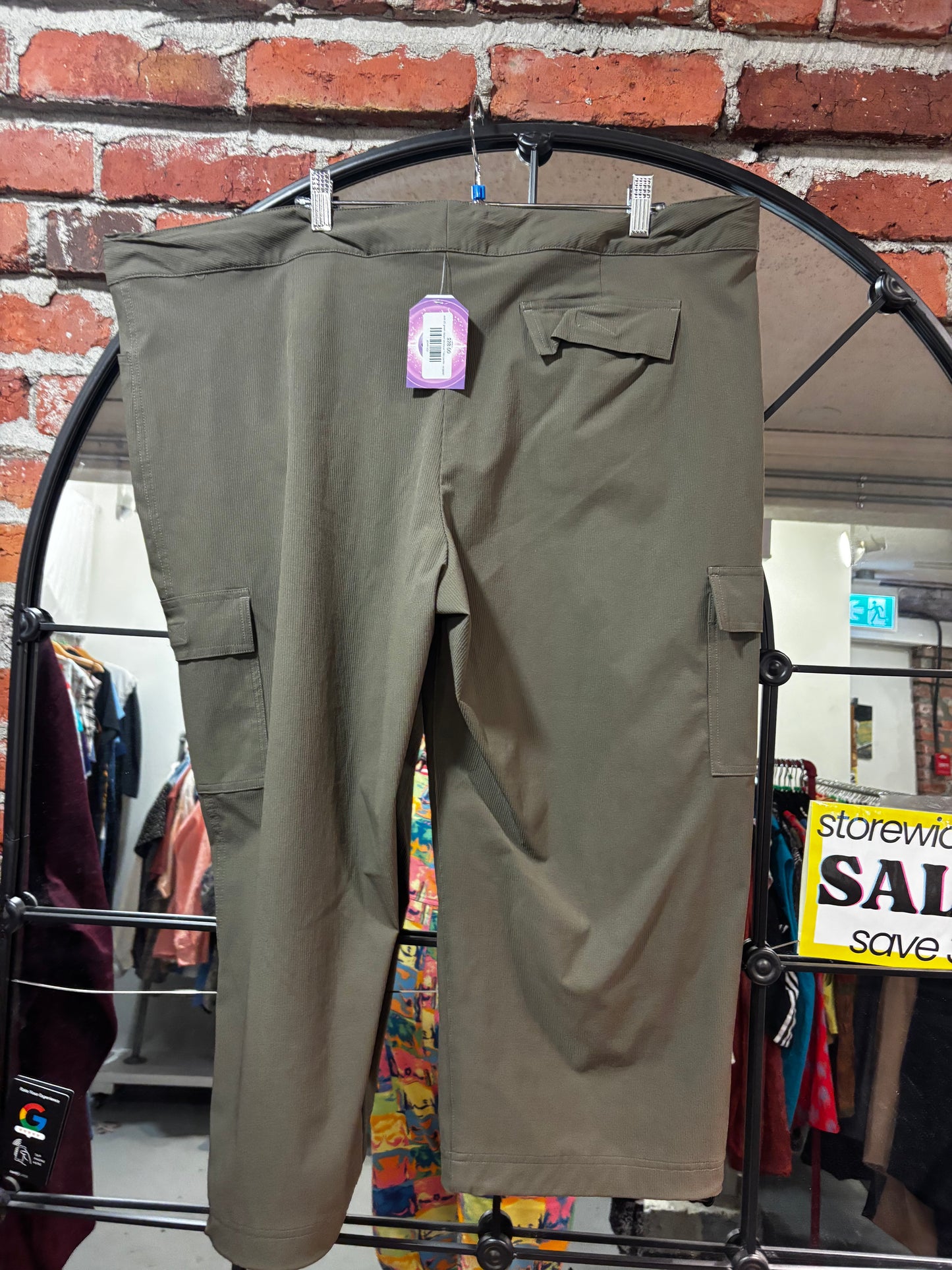 size 20 green ribbed technical TIlley pants - cropped