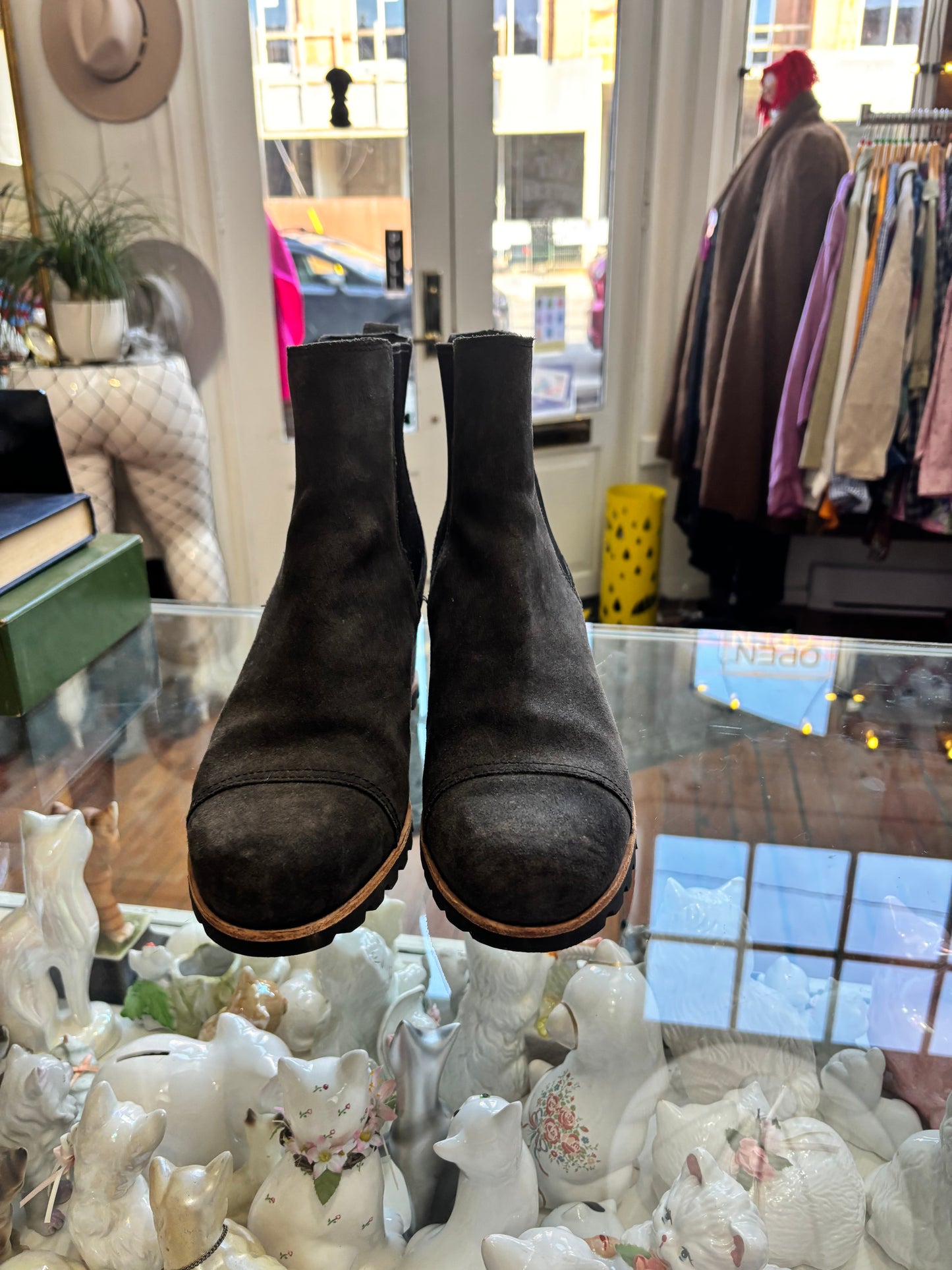 Size 41 black wedge Ugg Boots