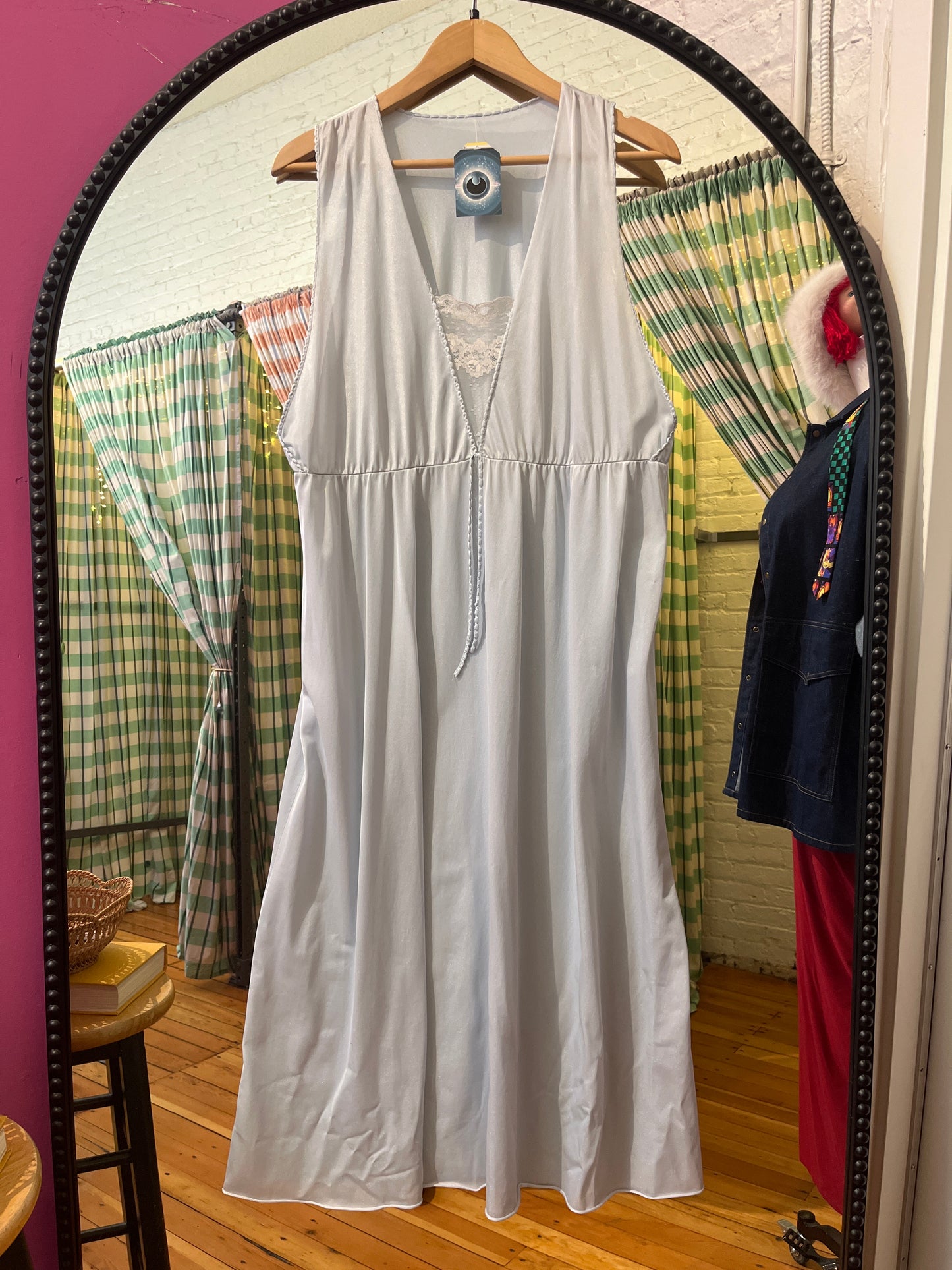 size L light blue nylon VINTAGE  slip dress - long