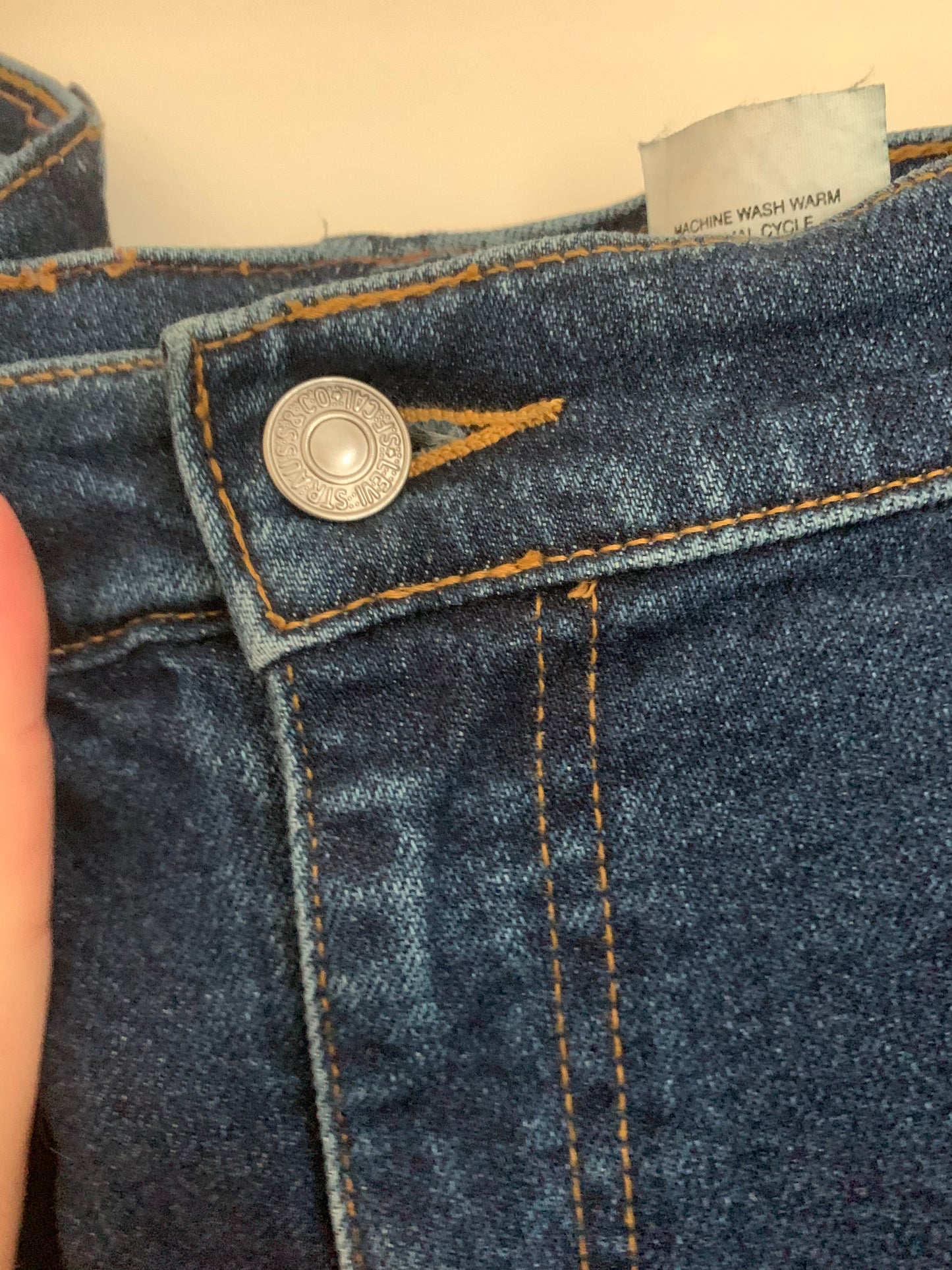 Size 2X Levis Bootcut Jeans (size 22)