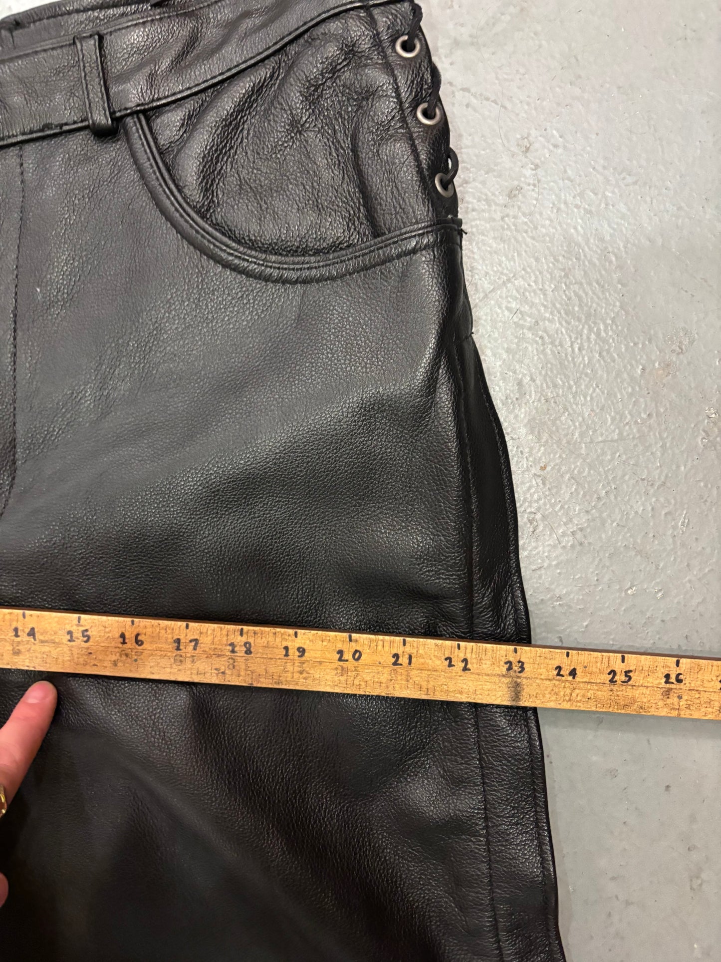 size 44 black heavy leather Classic Leather Gear pants