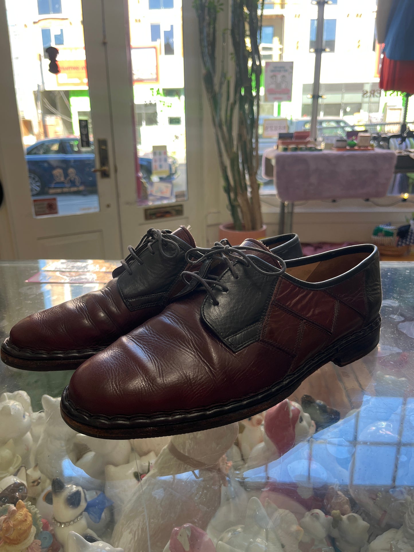 size 10 brown burgundy leather  VINTAGE Manz shoes