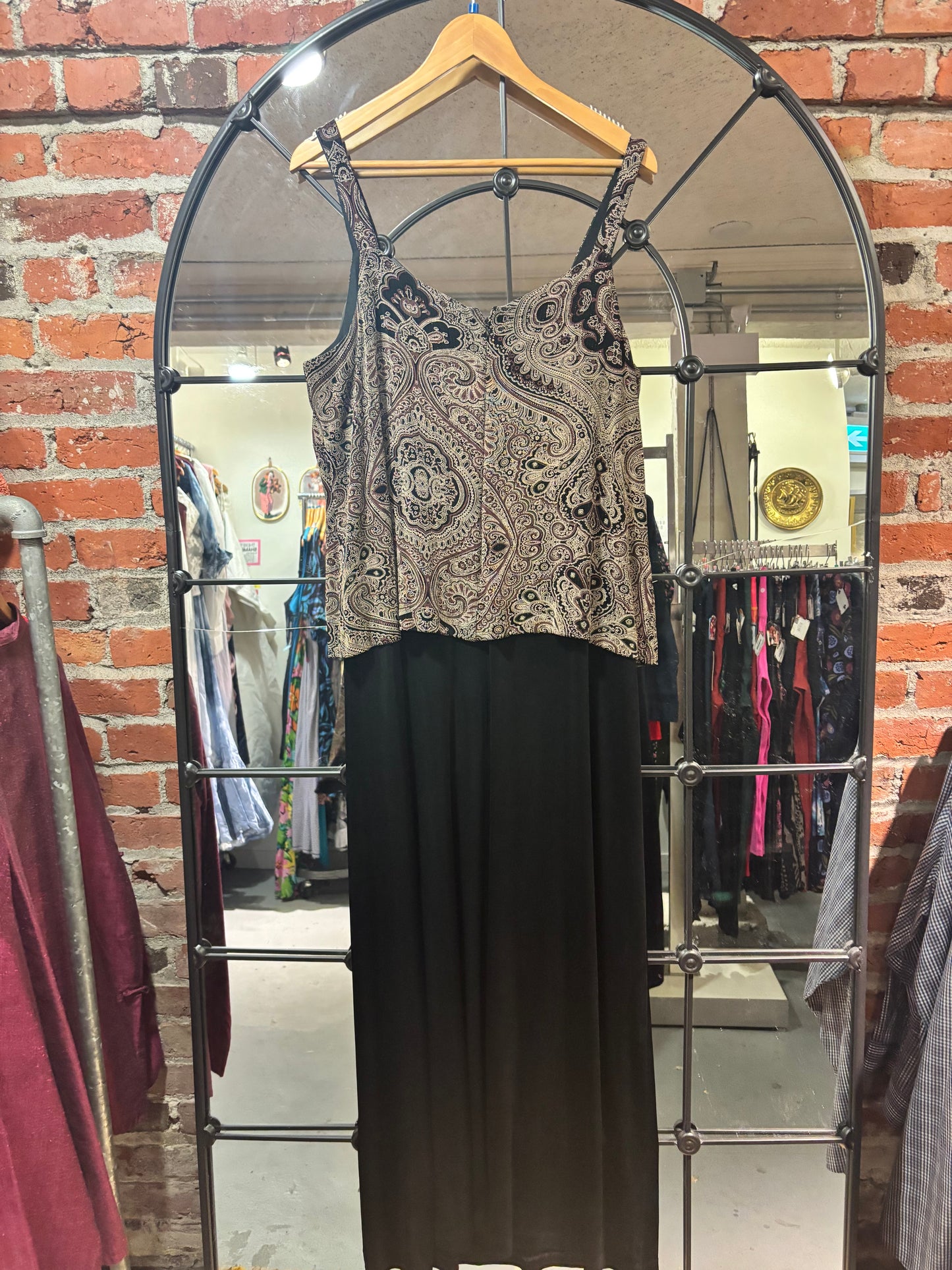size 2-3X gold paisley sparkles  VINTAGE Alex Evening dress