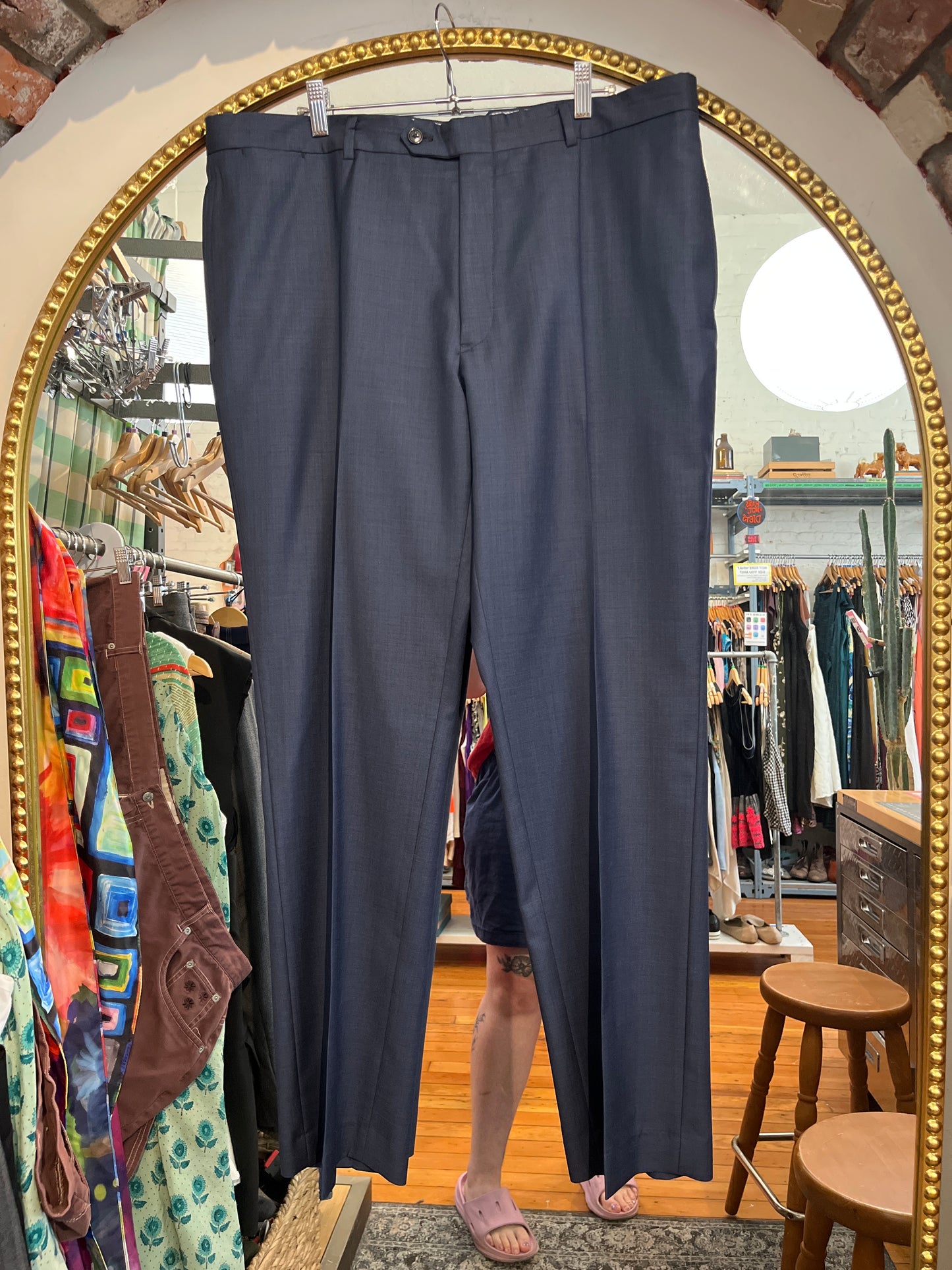 size 40x32 navy wool Tommy Hilfiger pants - matching