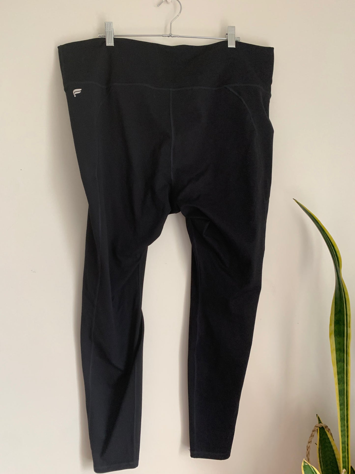 Size 3X Black Fabletics Leggings