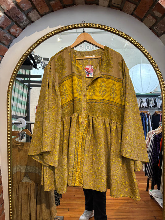 size L-1X Kantha Bae silk "free size" top