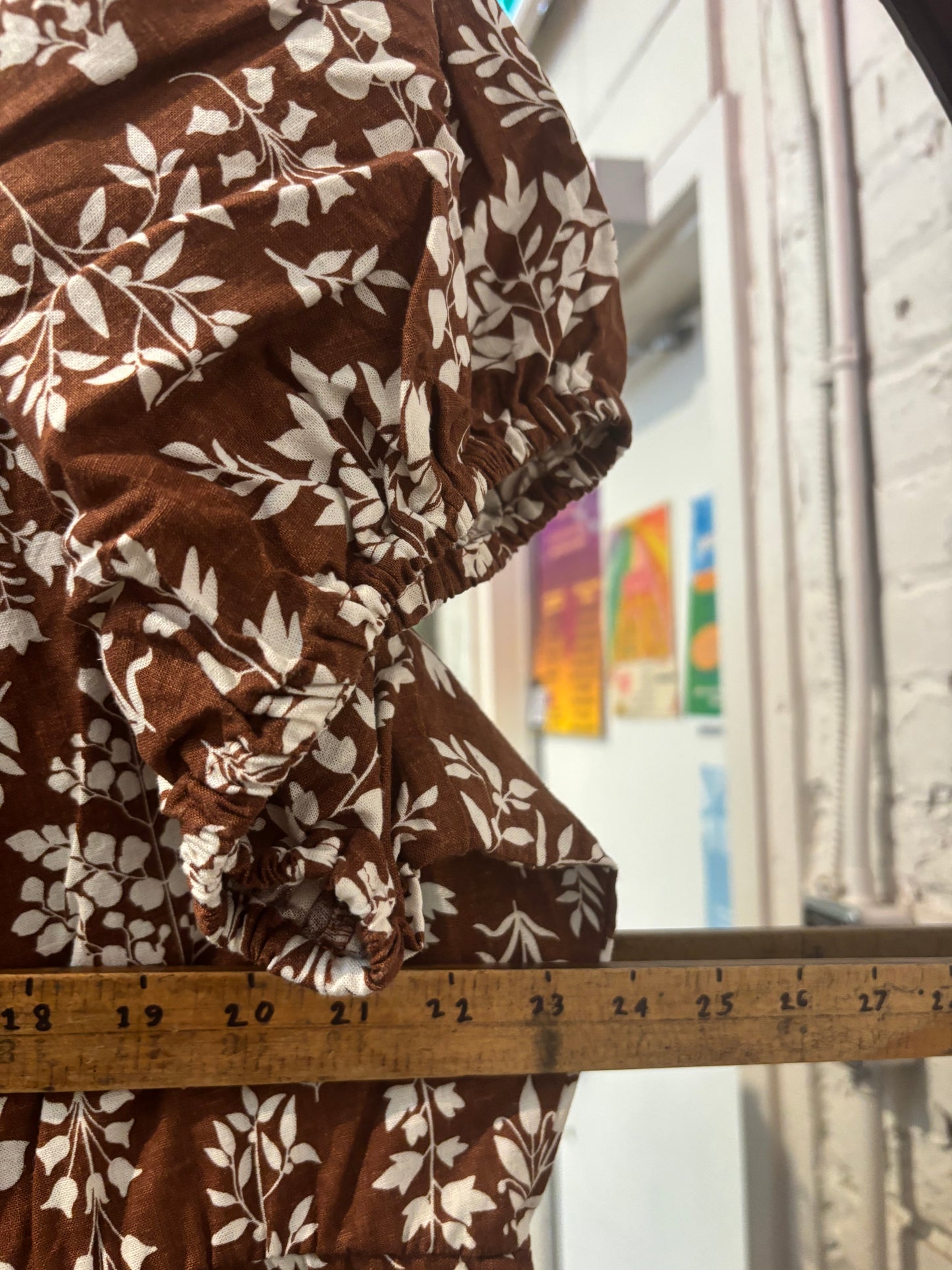 size 3X brown with white plants puff Reitmans dress - knee