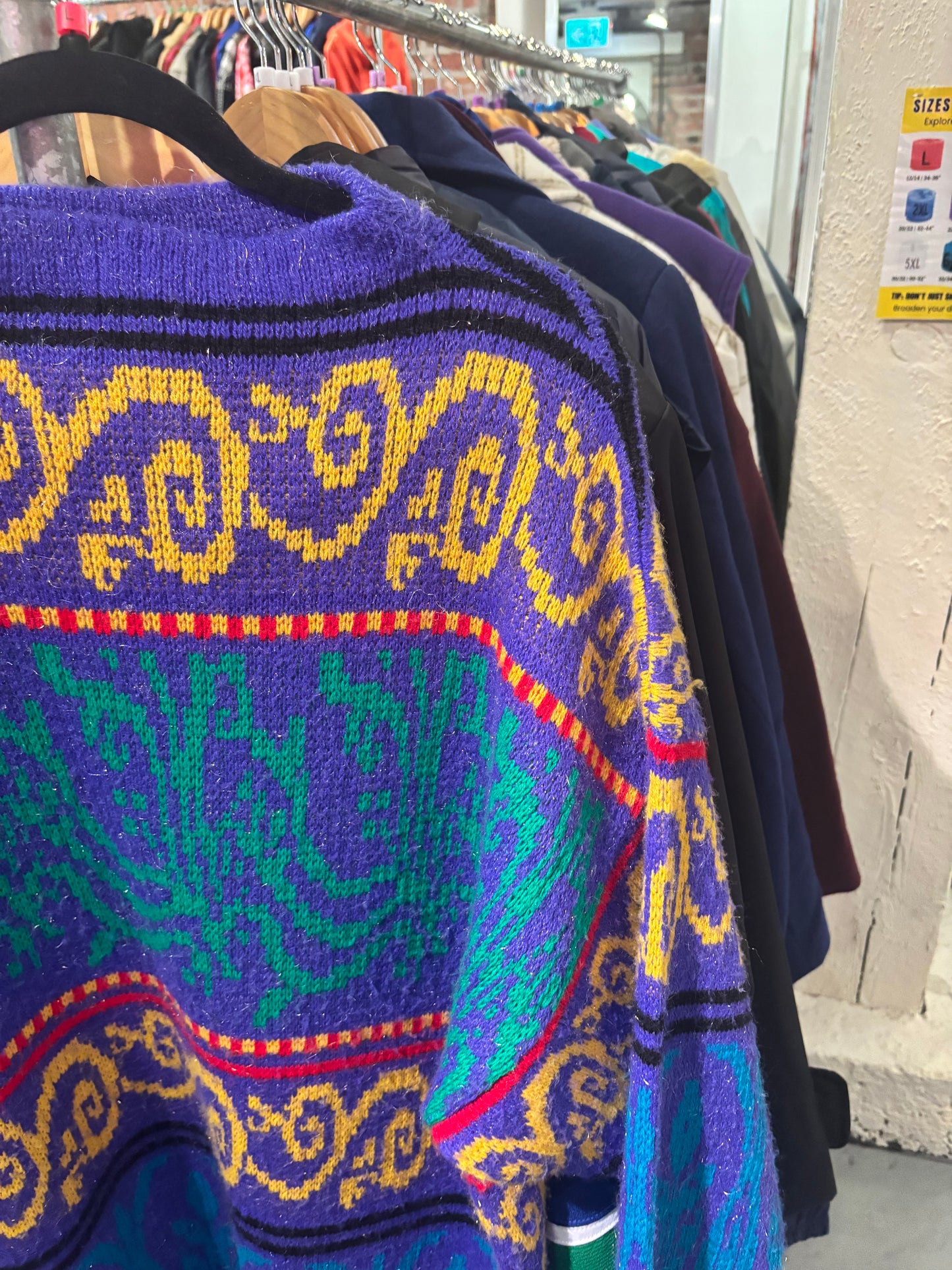 Size L brights patterned sweater Vintage Oui Sweater