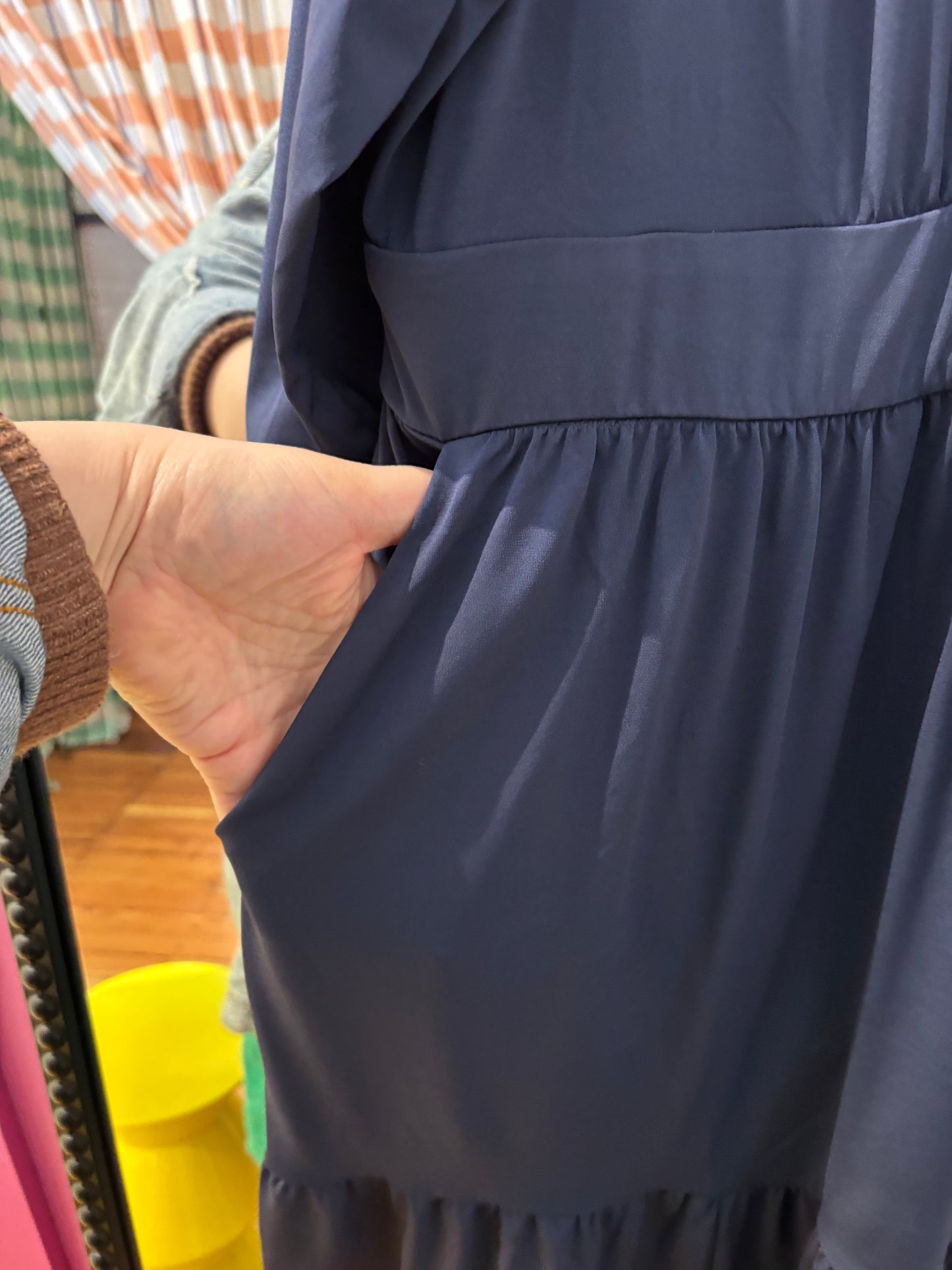 size 4X NWT navy Torrid dress - knee