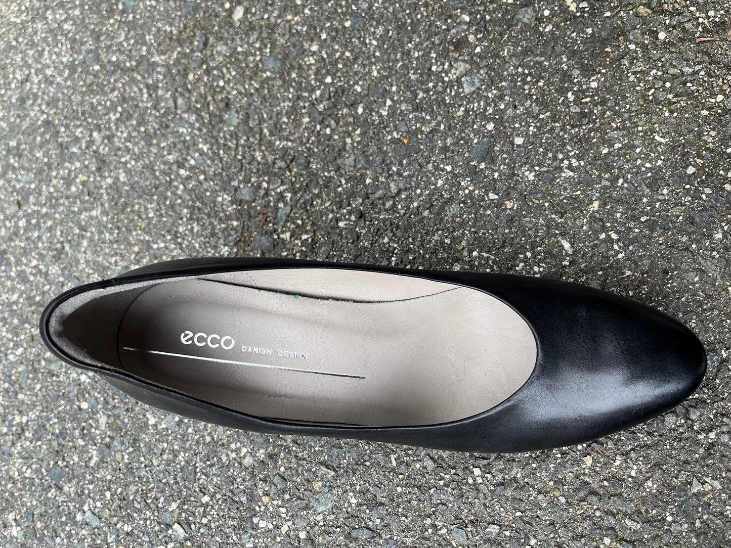 Size 41 Heels-Ecco pumps with 3" heel