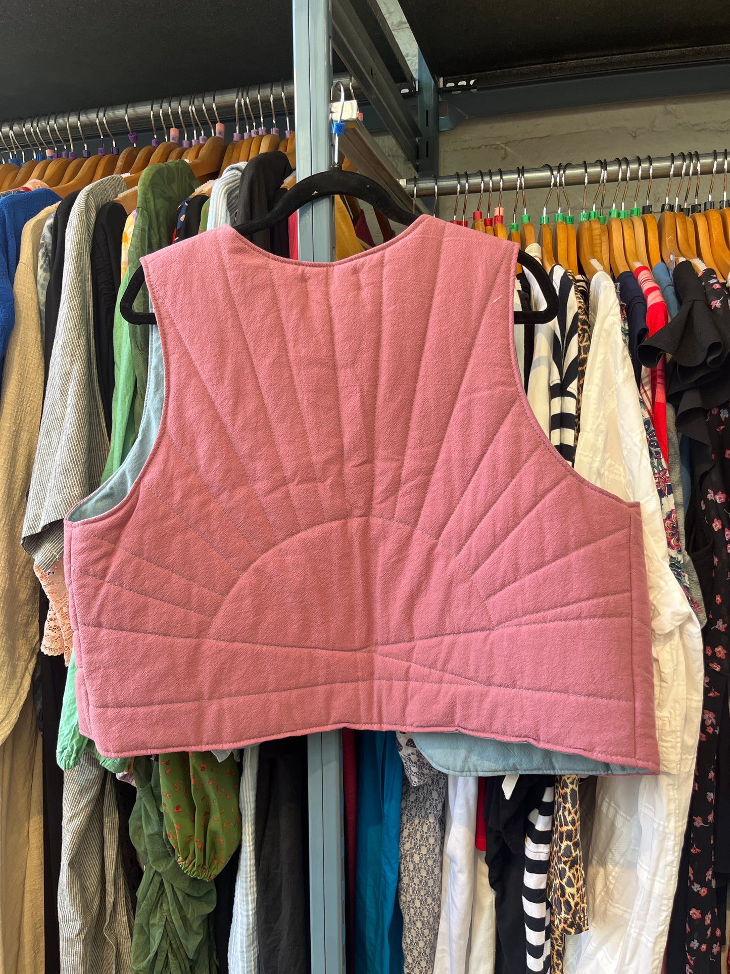 size L pink w/ cynotyle Modest Maverick vest