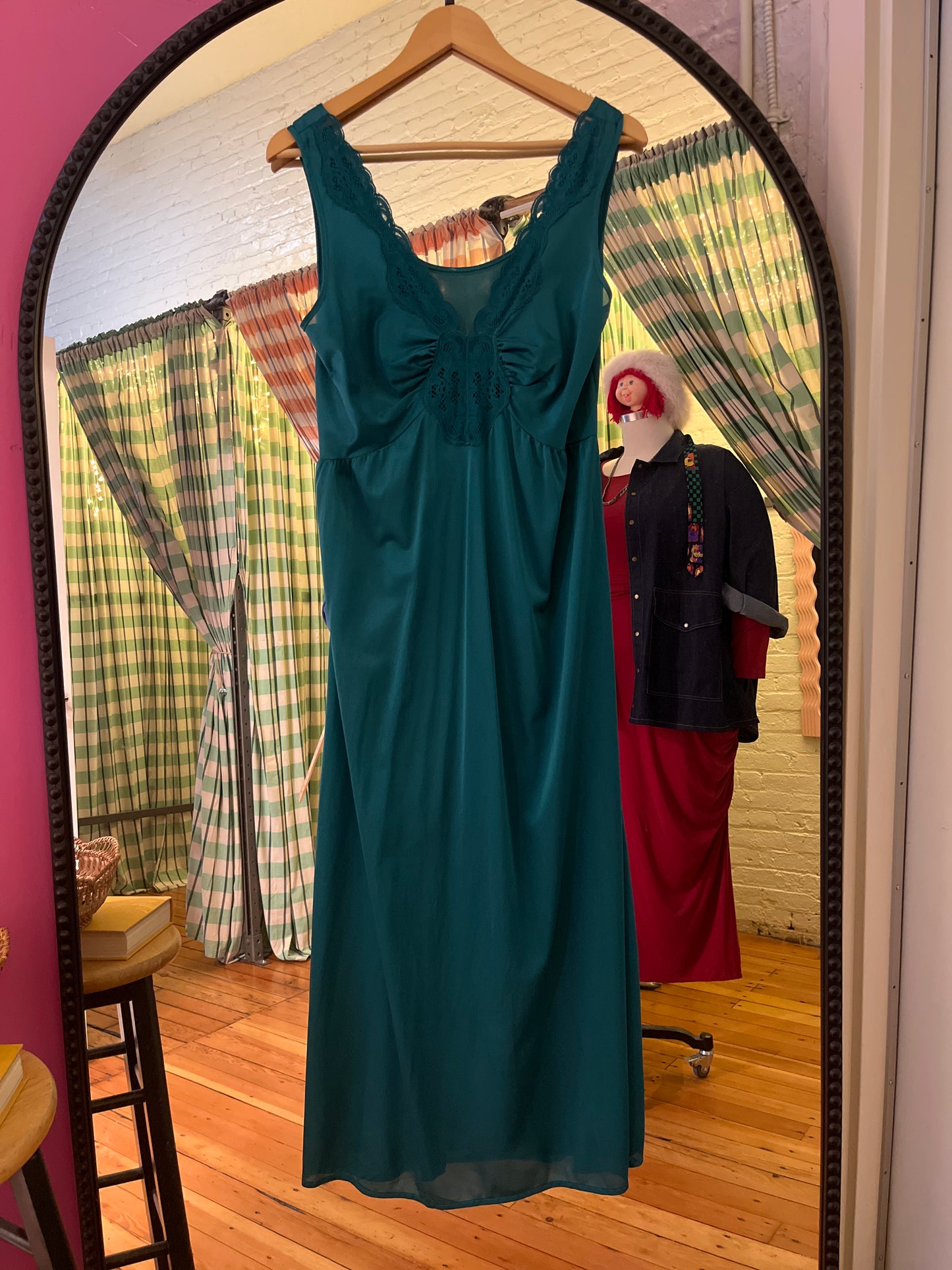 size L-XL dark teal nylon VINTAGE slip dress - long