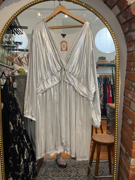 size 6X galactic silver Torrid dress