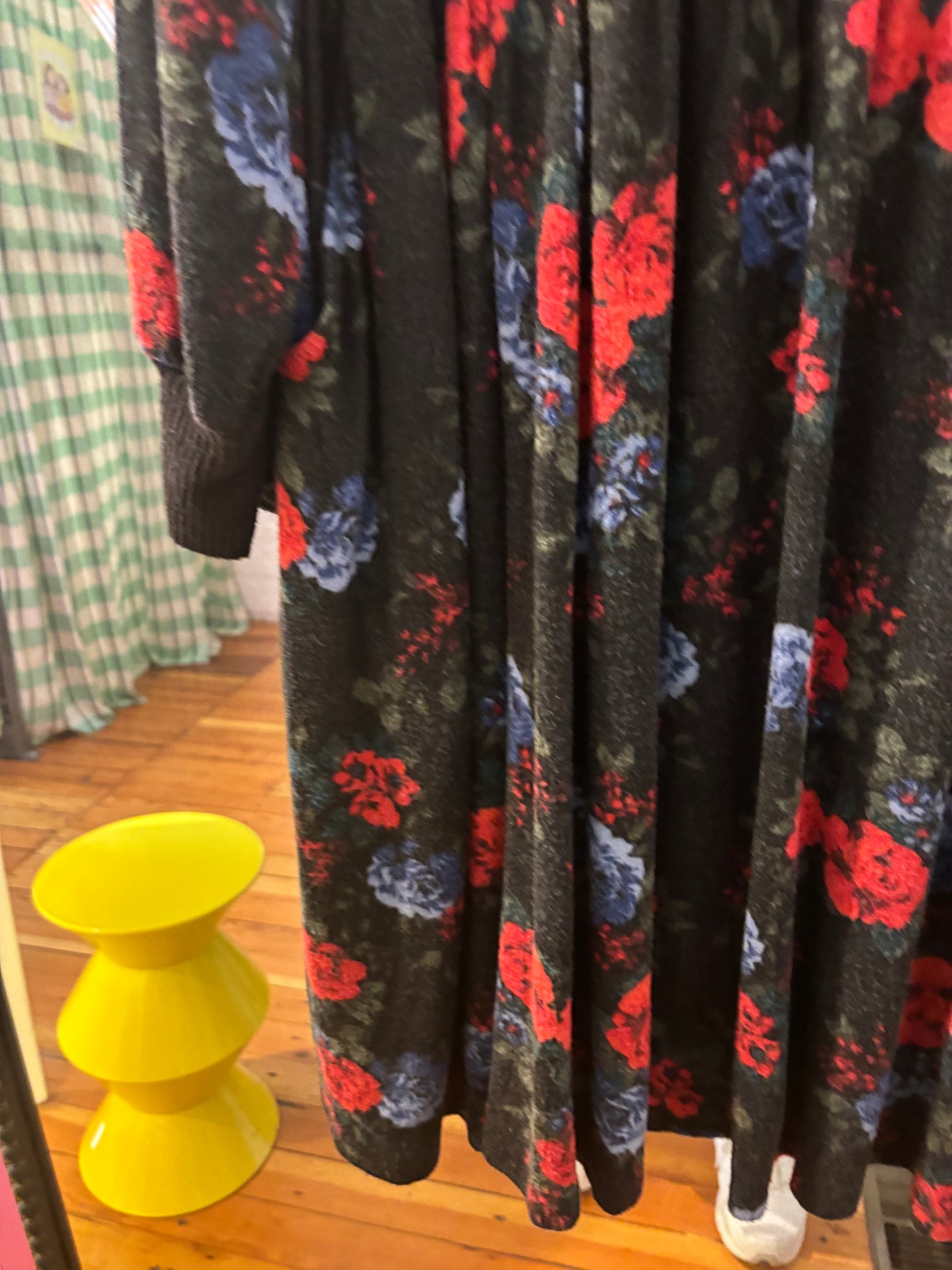 size 3 black with red blue flowers Torrid dress - knee