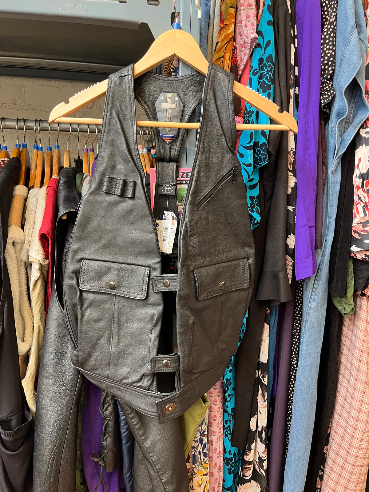 size flex black LEATHER JOPEJ vest thing