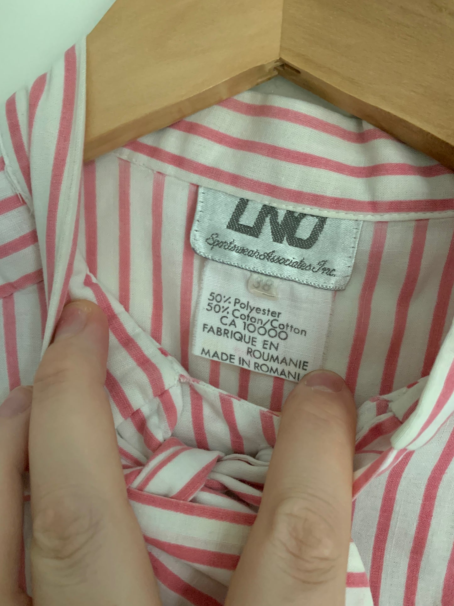 Size 1X-2X Vintage Stripe Top - AS IS