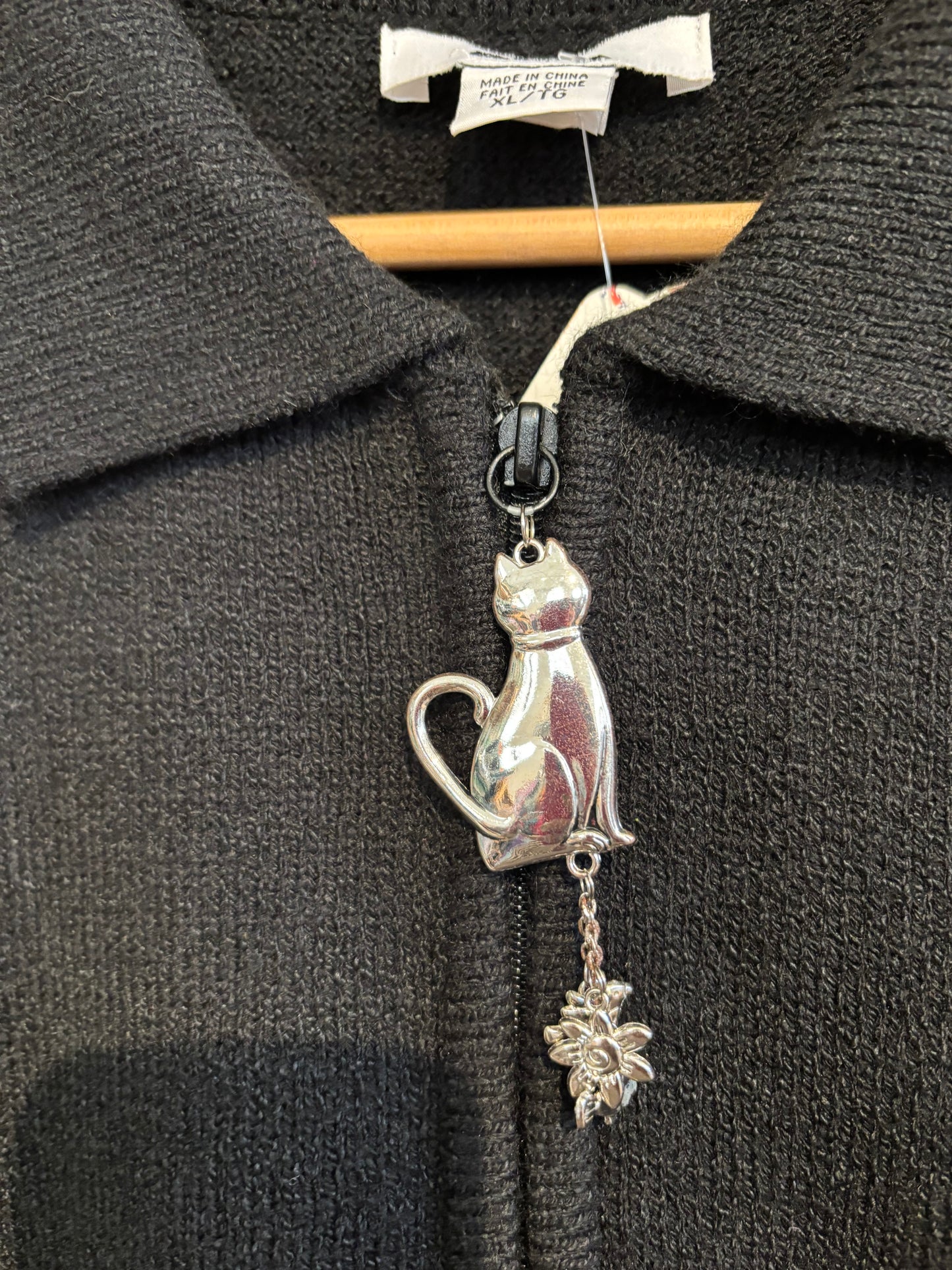 size XL vintage Alia cat vest