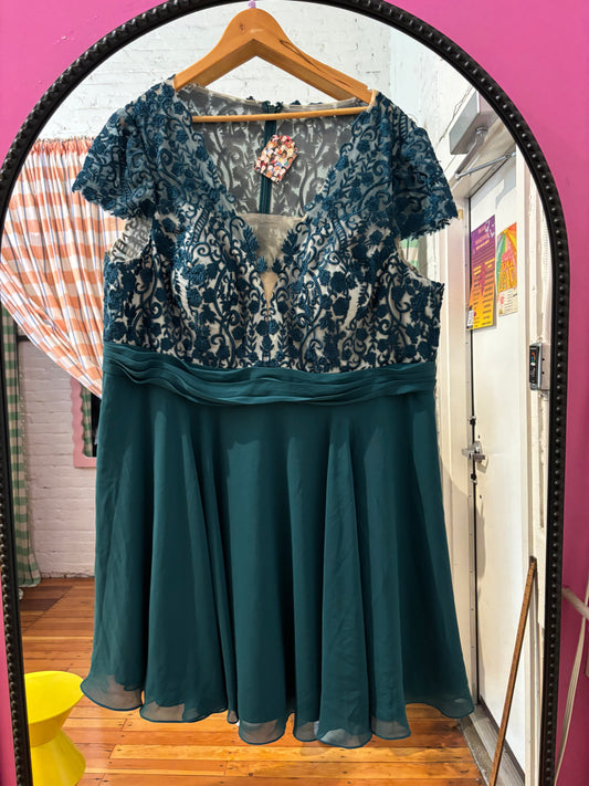 size 3-4X teal JJ's House fancy dress