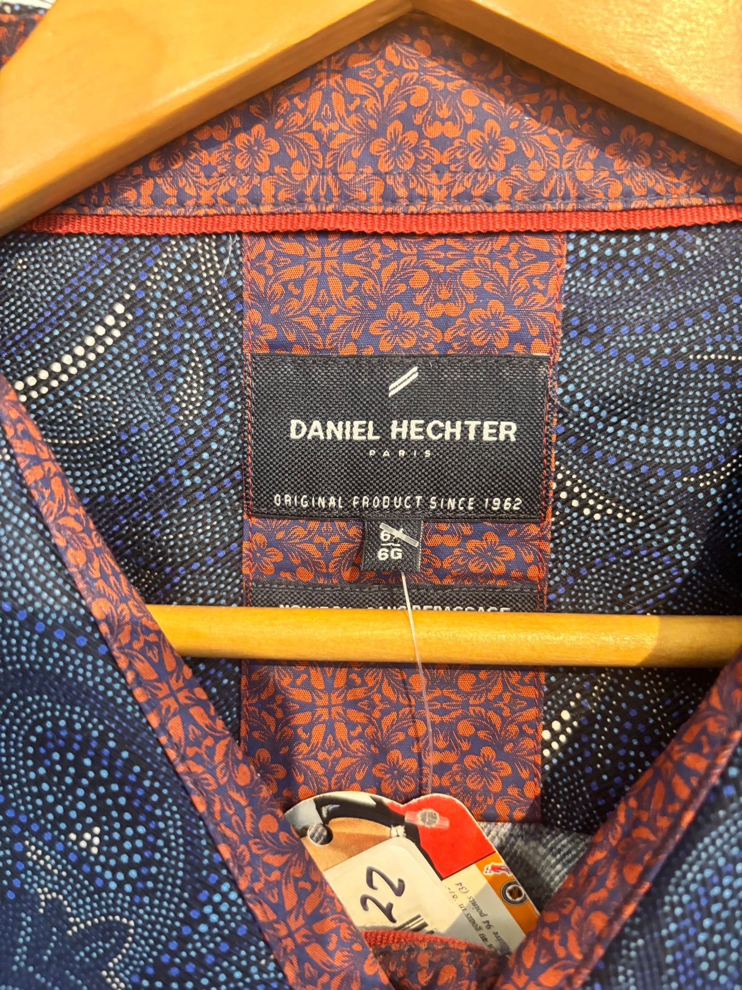 size 6X blue pattern Daniel Hechter button up