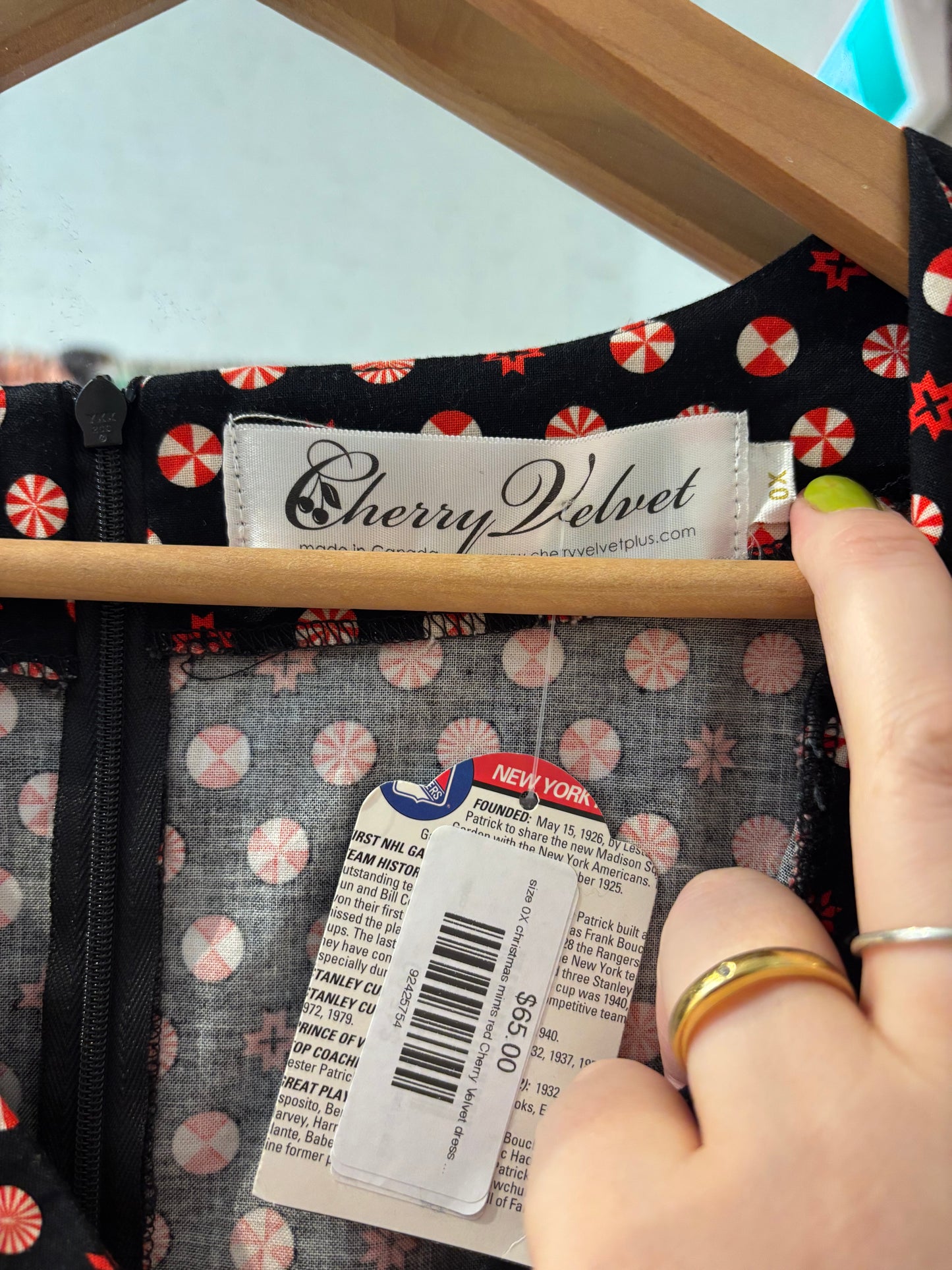 size 0X christmas mints red Cherry Velvet dress - pinup