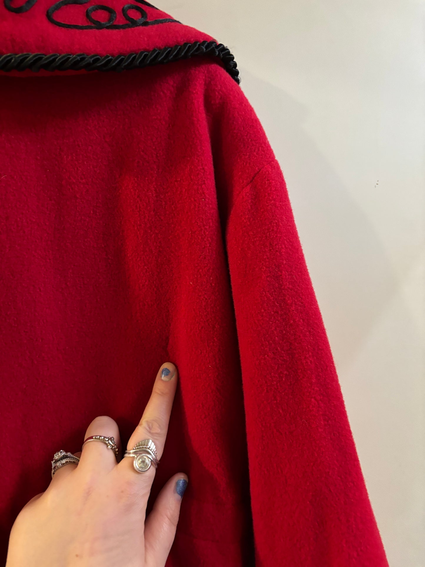 size L/G red wool with black details VINTAGE Braemar jacket