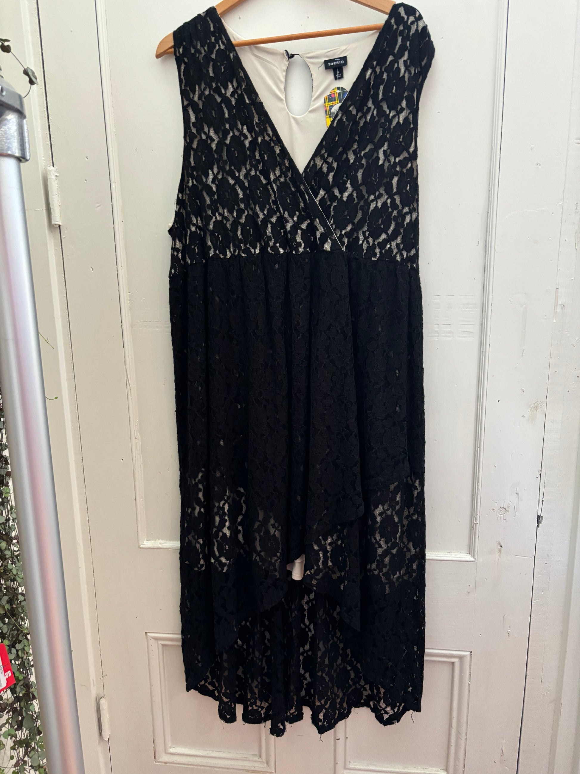 AS IS Size 4X Black lace Torrid Dress Fat Sisters AS IS Size 4X Black lace Torrid Dress Fat Sisters