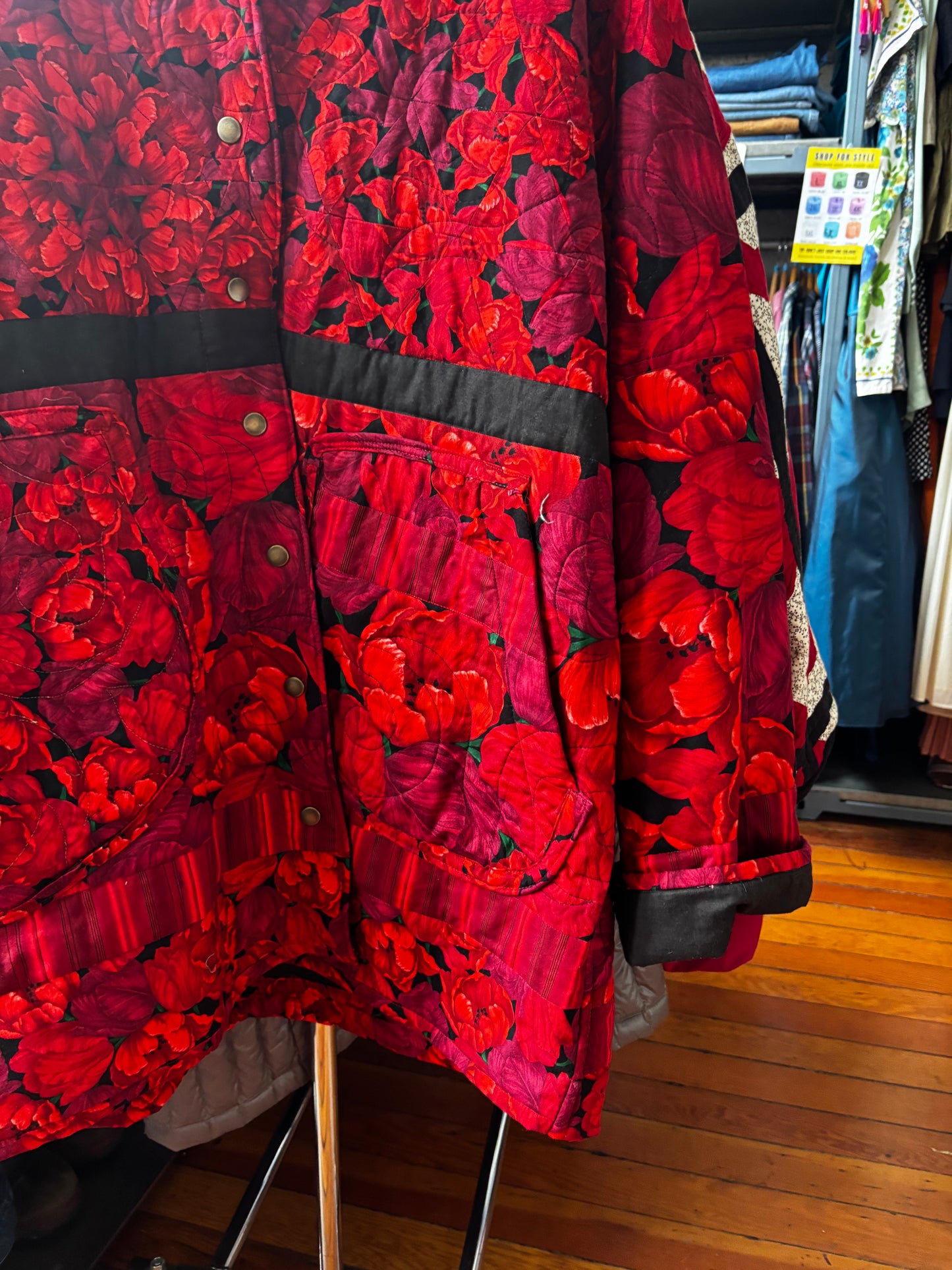 size XL quilted jacket by Woodbrick - extra long classic cut, red tulips