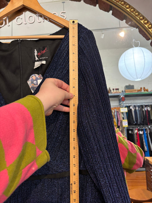 size 20 sapphire MacDuggal dress - gown