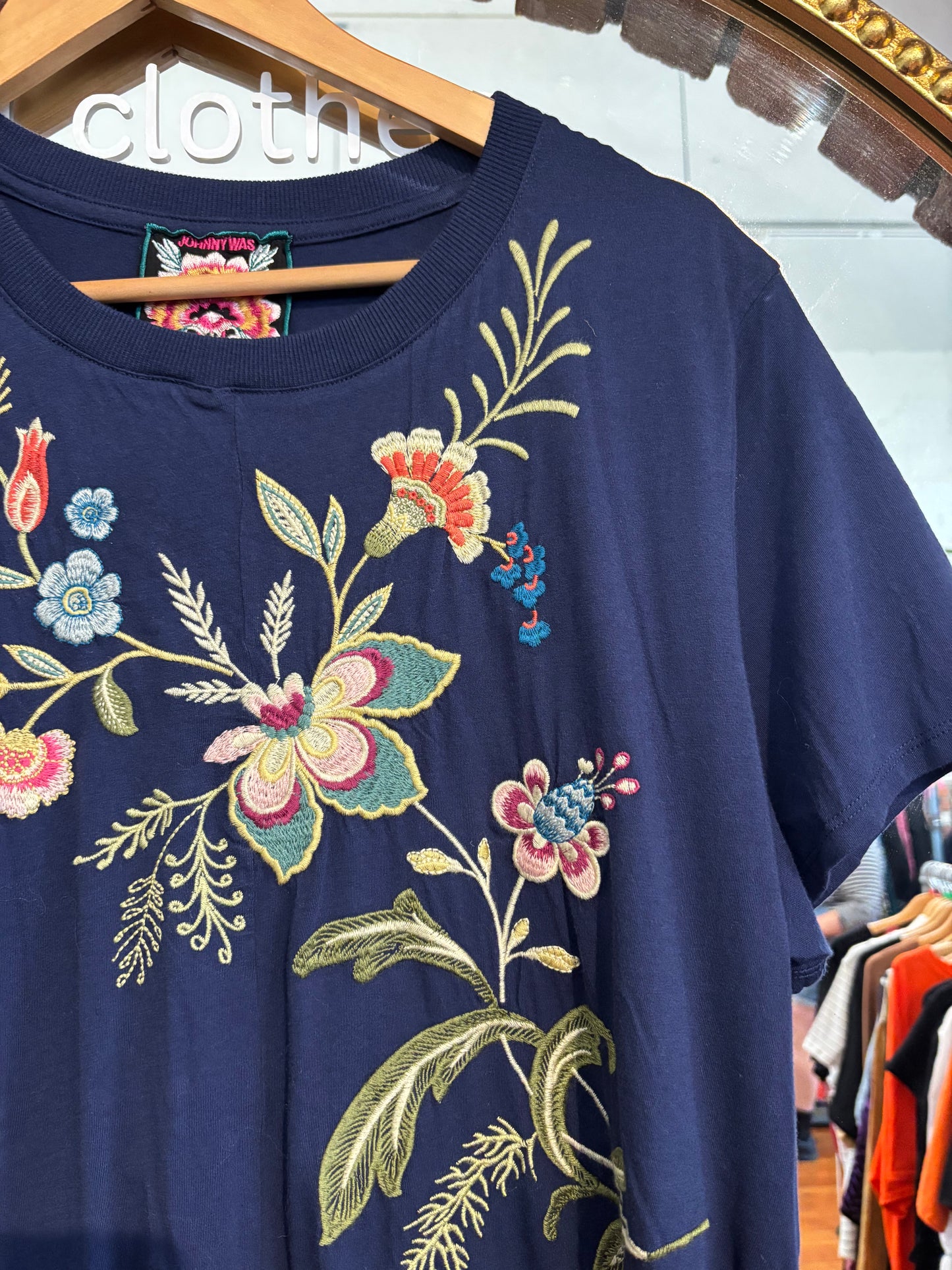 size XL navy with embroidery Johnny Was dress - midi